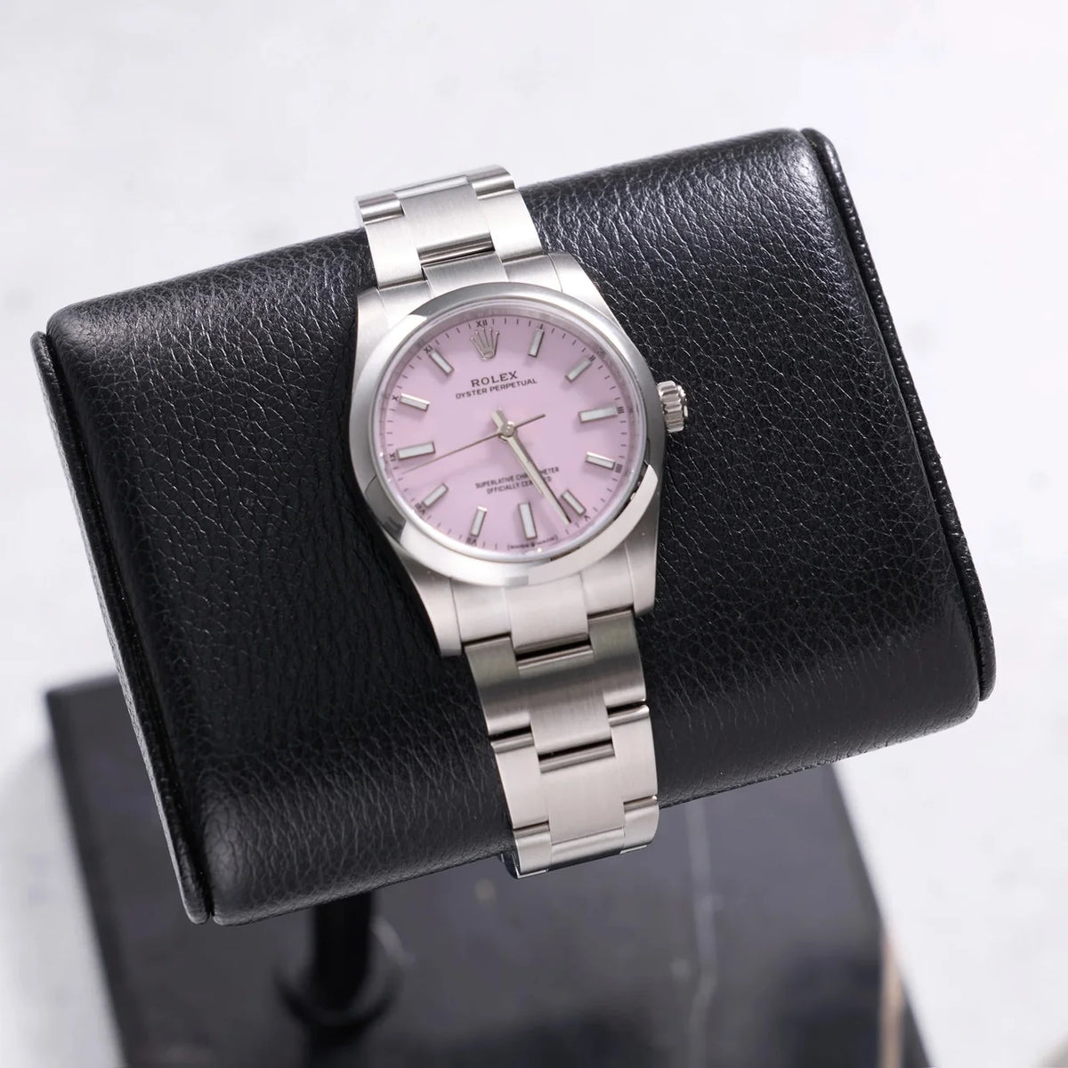 Rolex Oyster Perpetual 34 124200 Candy Pink Index 2025