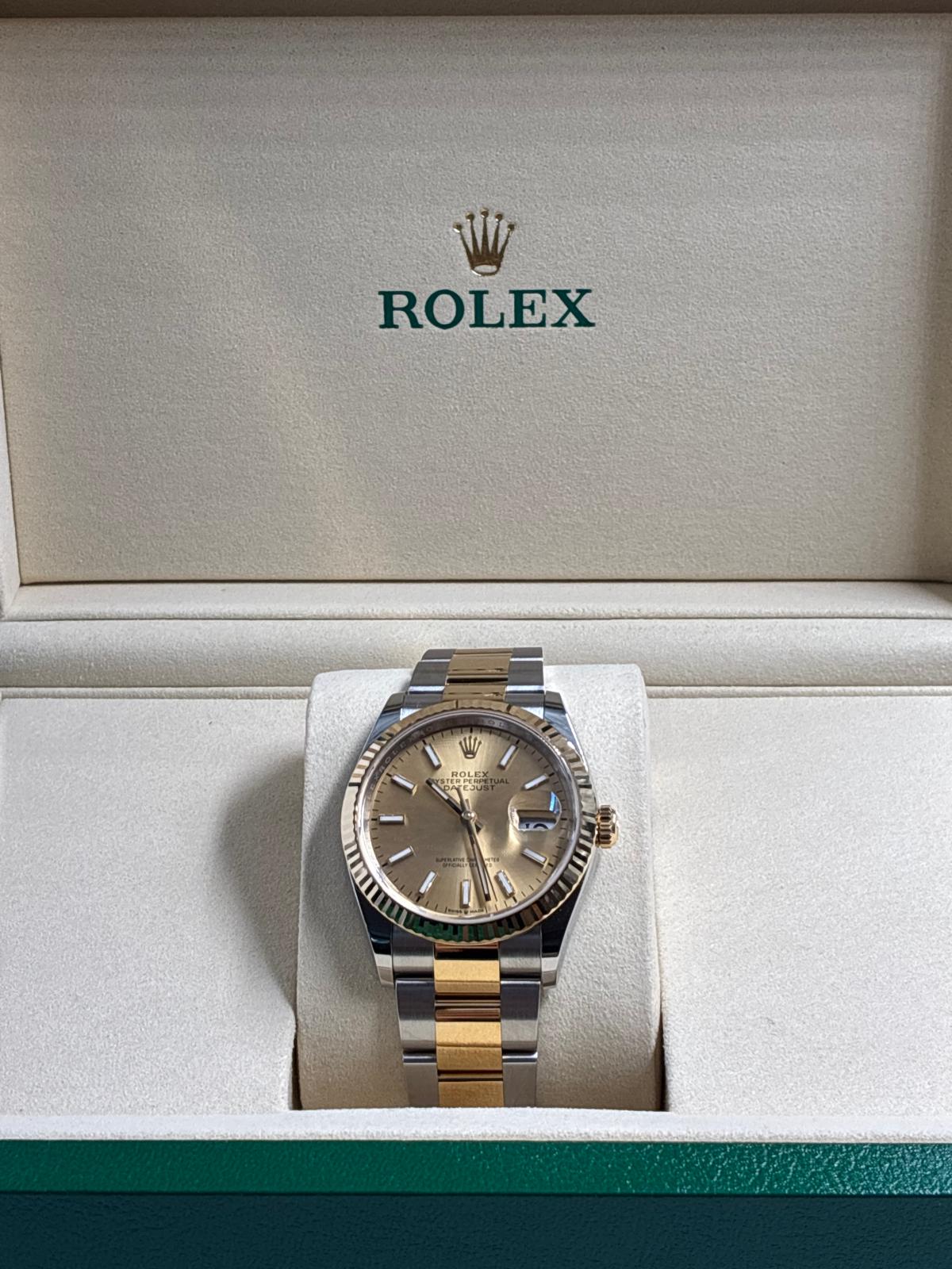 Rolex Datejust 36 126233 Champagne Index Dial Oyster 2025