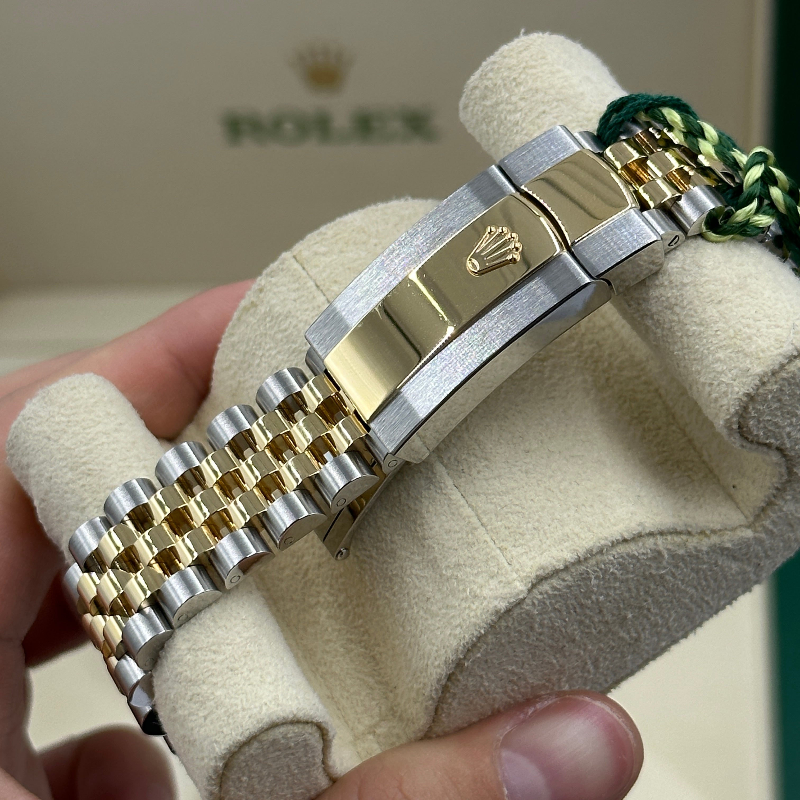 Rolex Datejust 36  126233 CHAMP FLUTED JUB