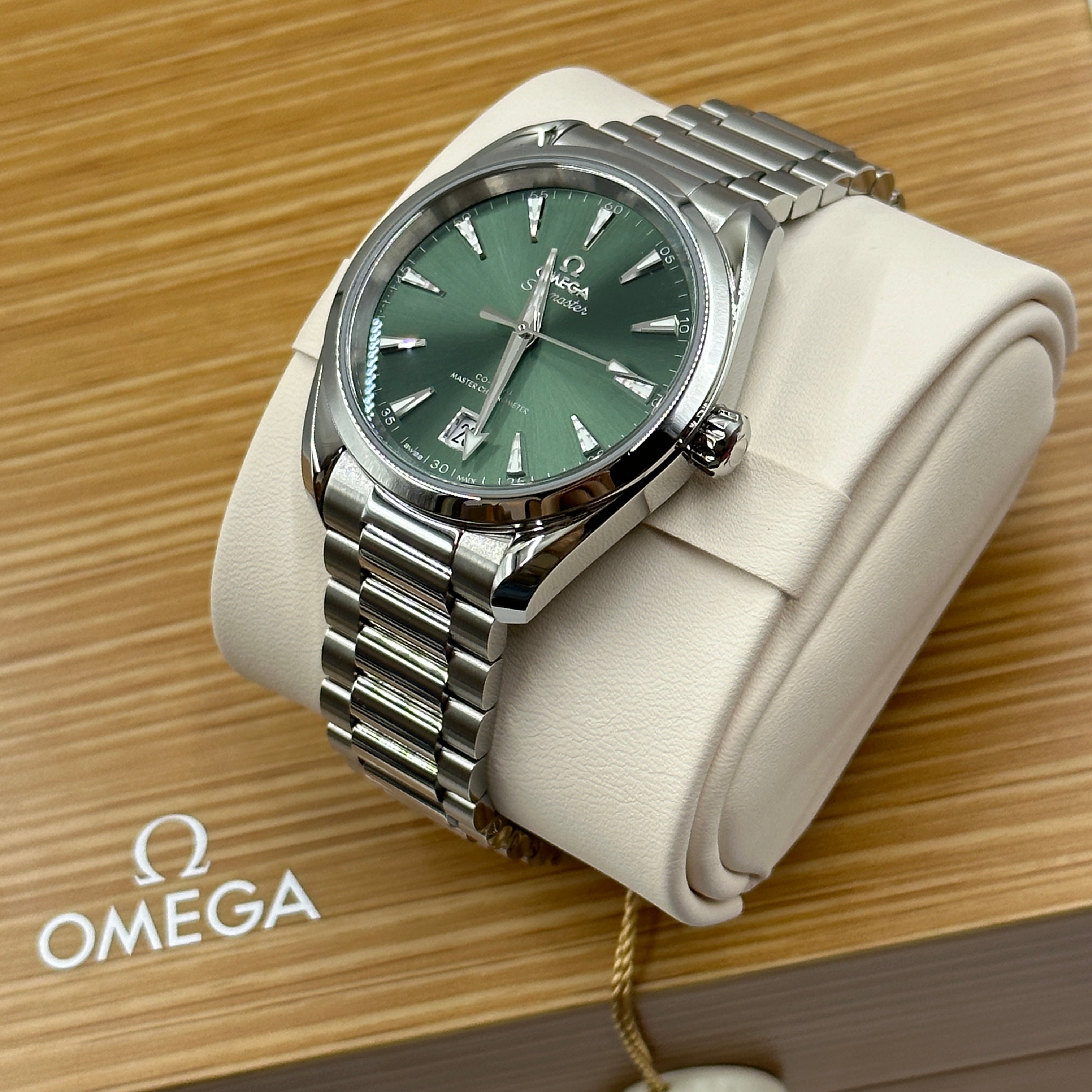 Omega Seamaster Aqua Terra Shades 220.10.38.20.10.002