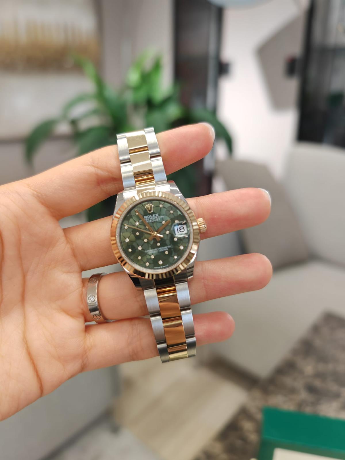 ロイド Rolex Datejust 31 278273 Green Floral Oyster 2025 – EW Watches
