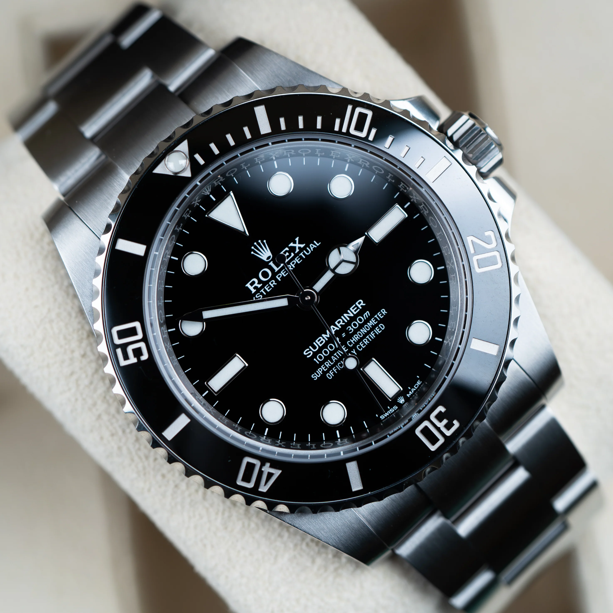 Rolex Submariner No-Date (124060)