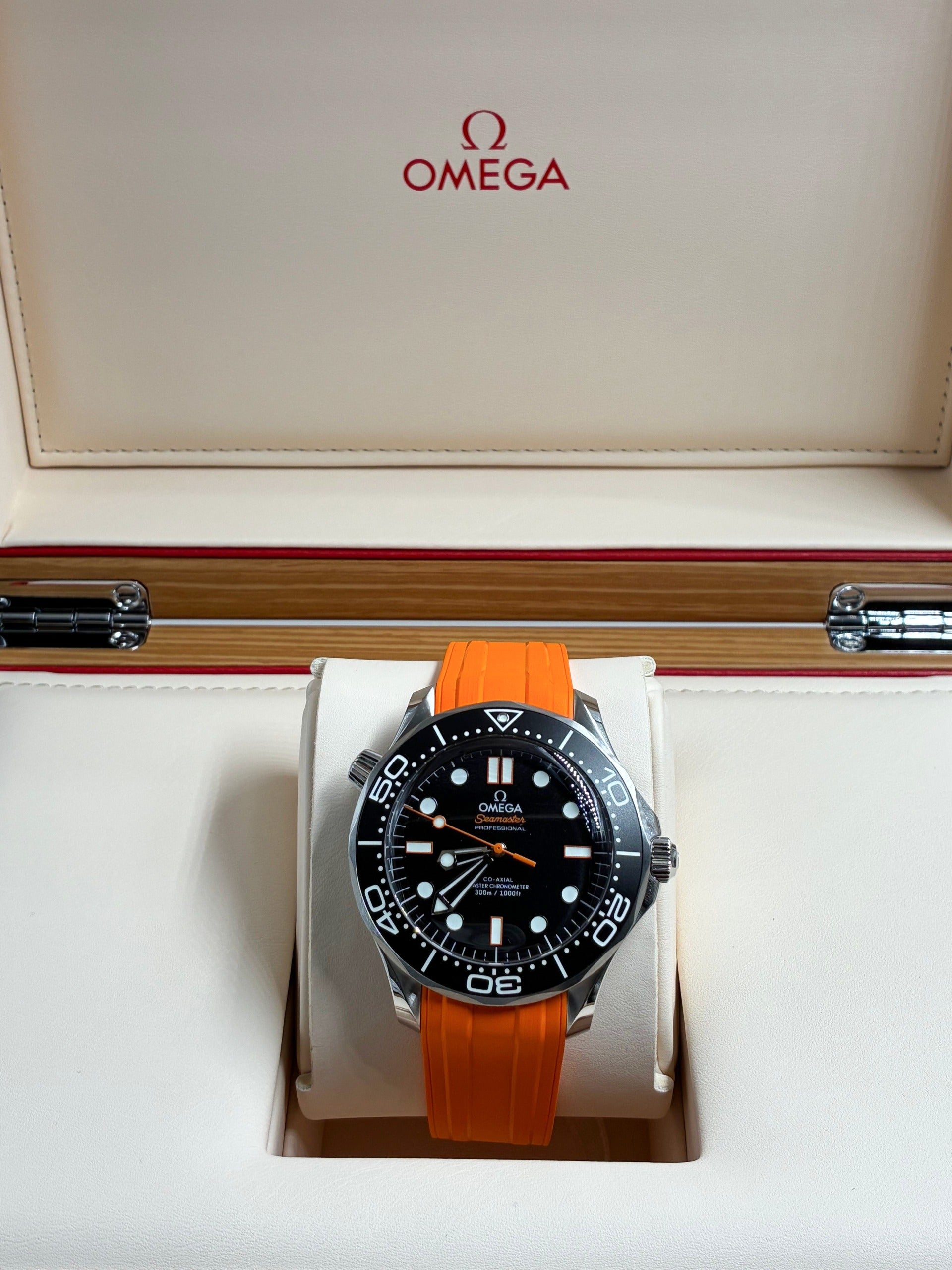 Omega Seamaster Diver 300M 210.32.42.20.01.006 Master Co-Axial 42