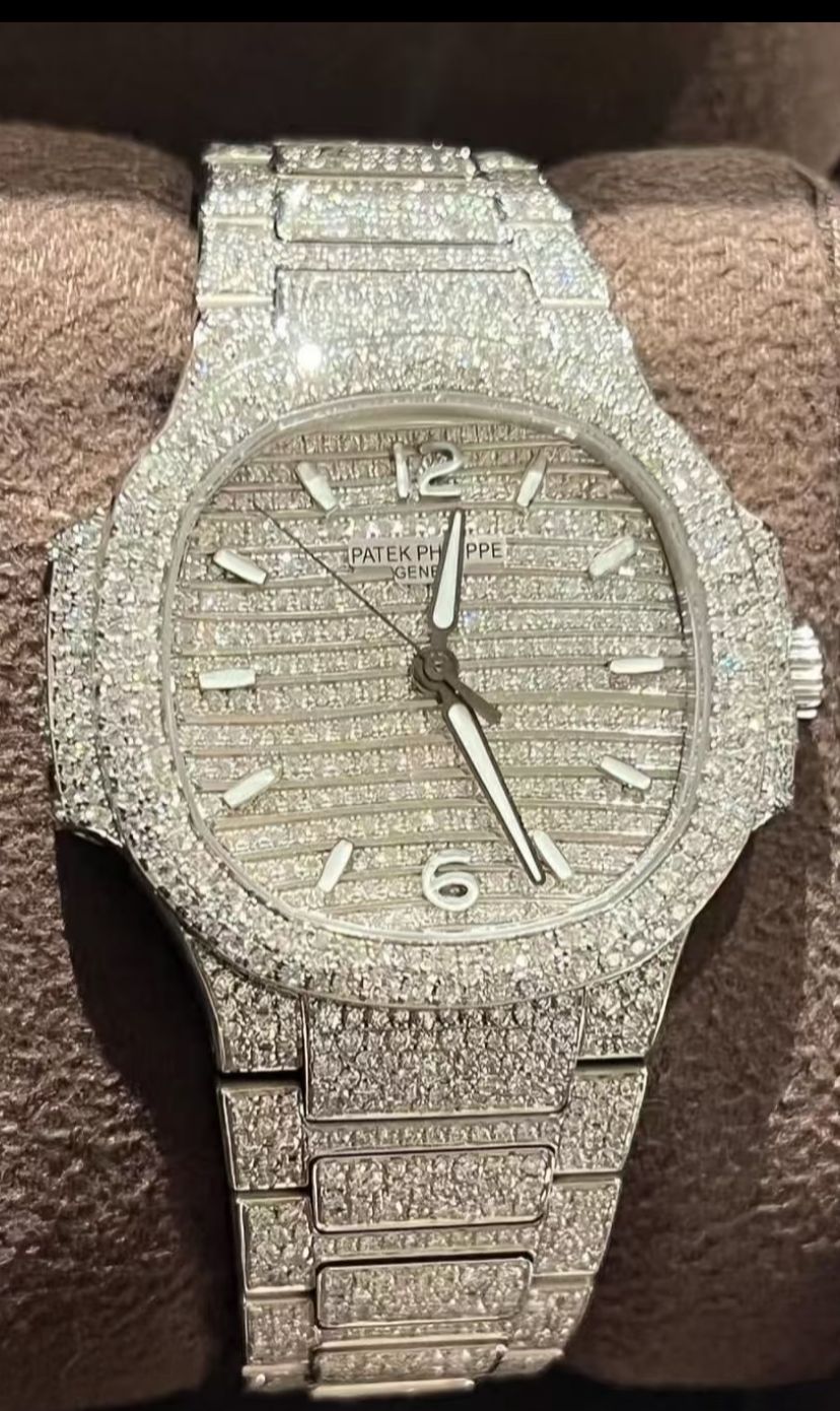 Patek Philippe Nautilus 7118/1450G-001