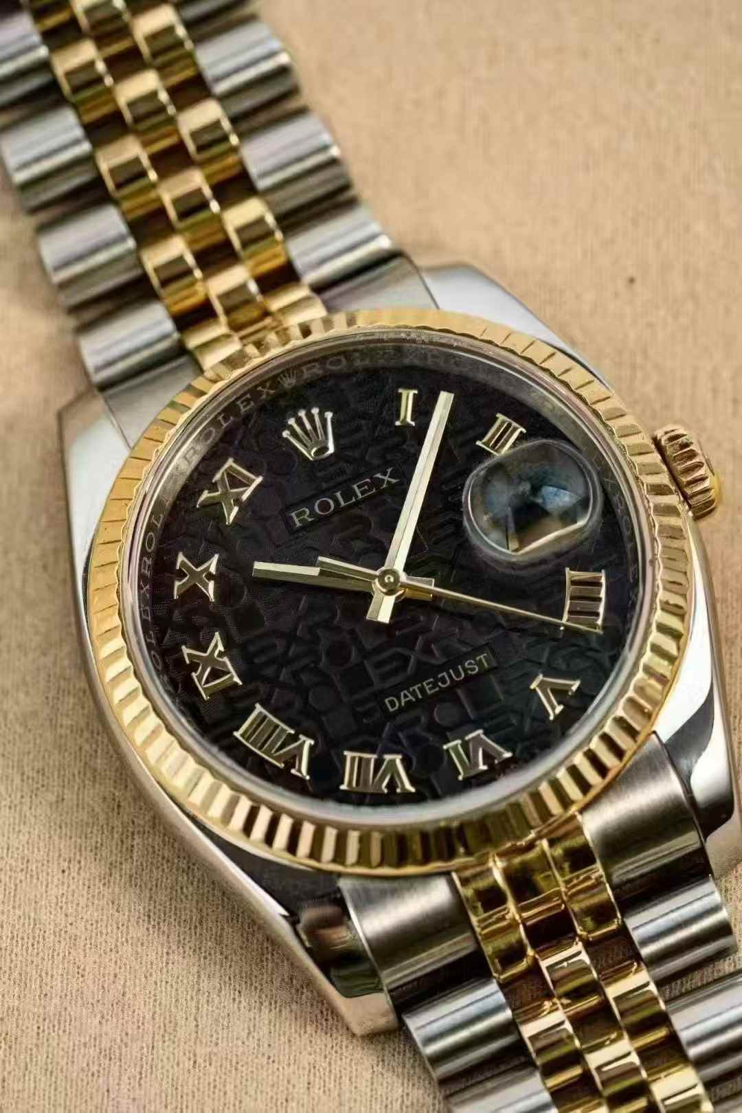 Rolex Datejust 36 116233 Black Naked