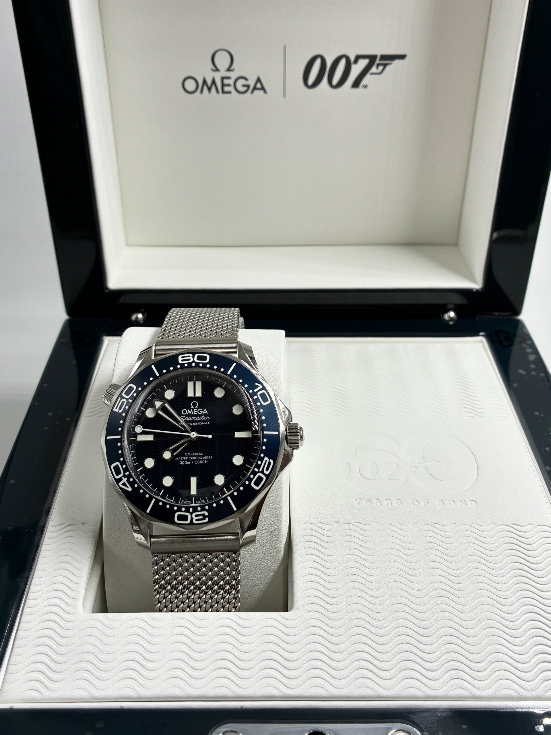 Omega Seamaster Diver 300M 210.30.42.20.03.002