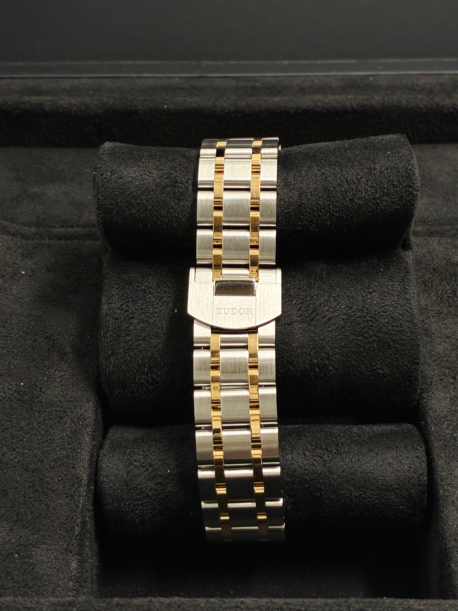 TUDOR Royal 34mm M28403-0007