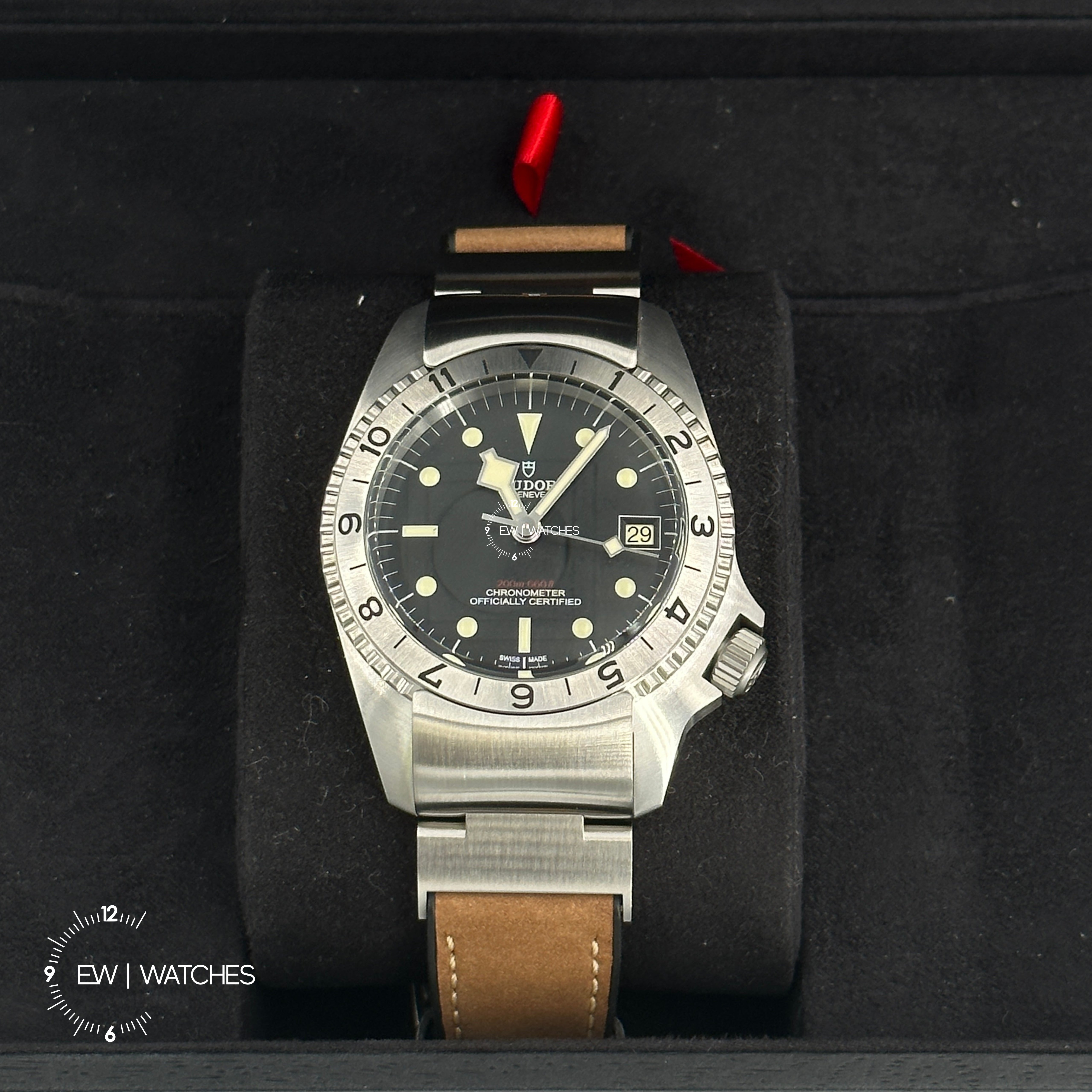 Tudor Black Bay P01 42mm 70150-0001 Black Leather 2024