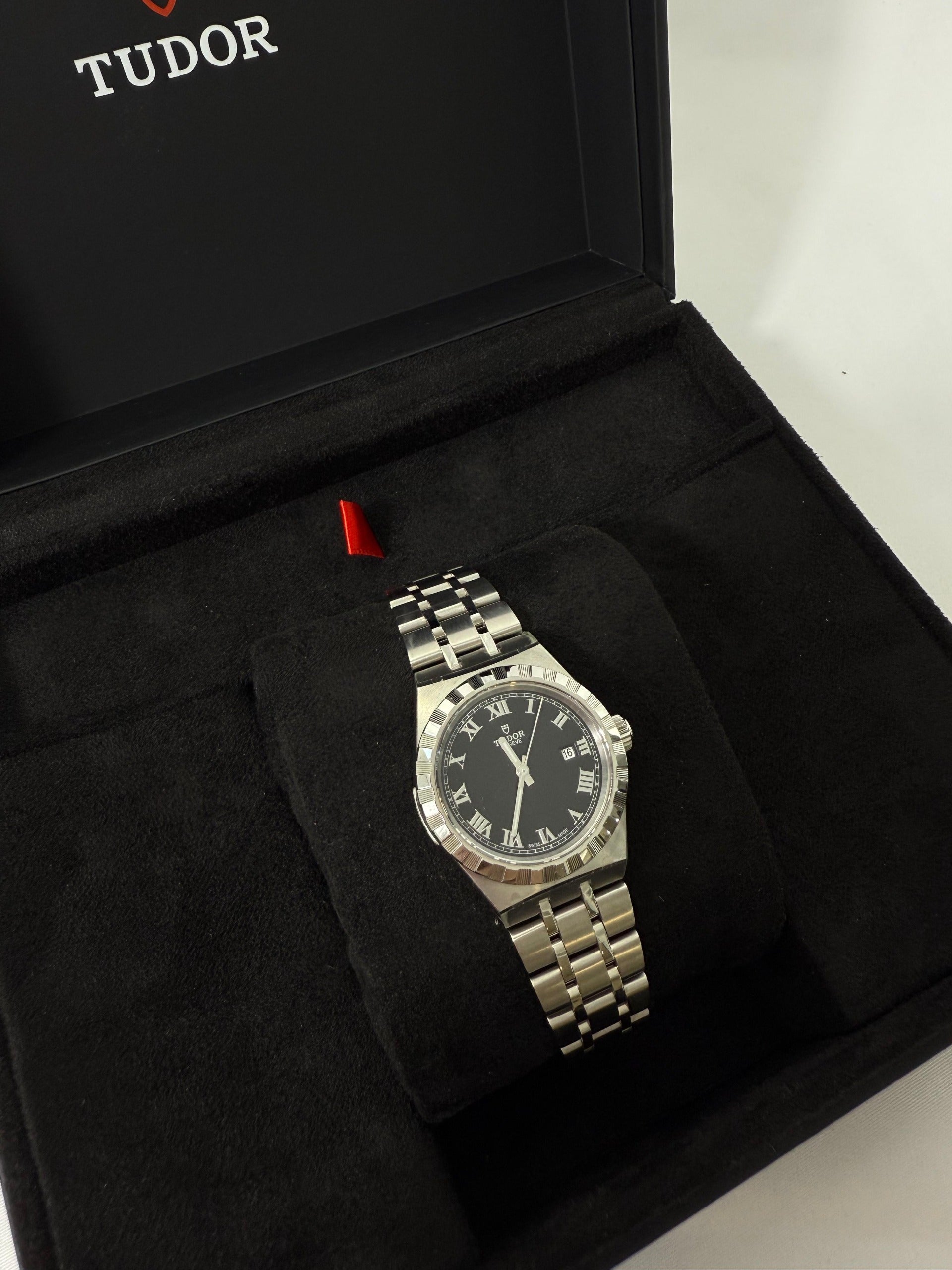 TUDOR Royal 28300-0003 BLACK ROMAN