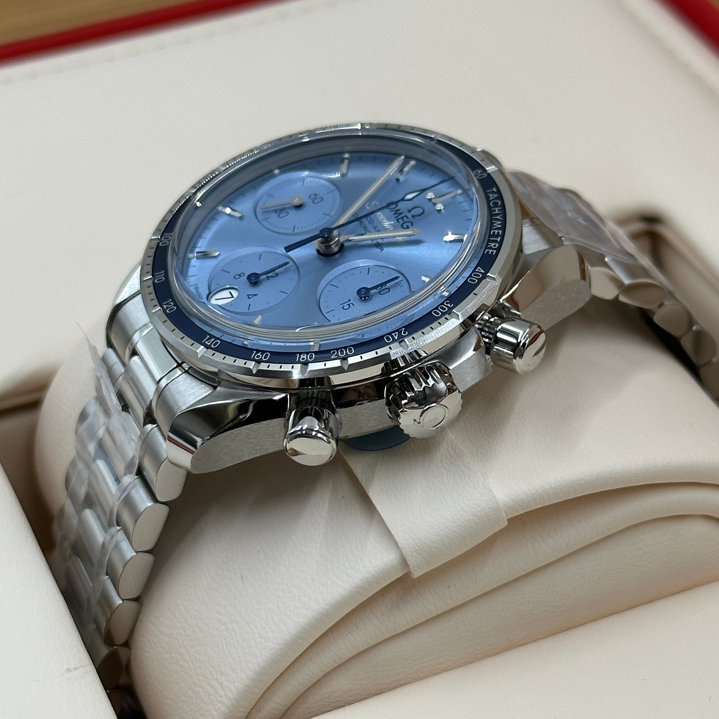 OMEGA Speedmaster 38 324.30.38.50.03.001