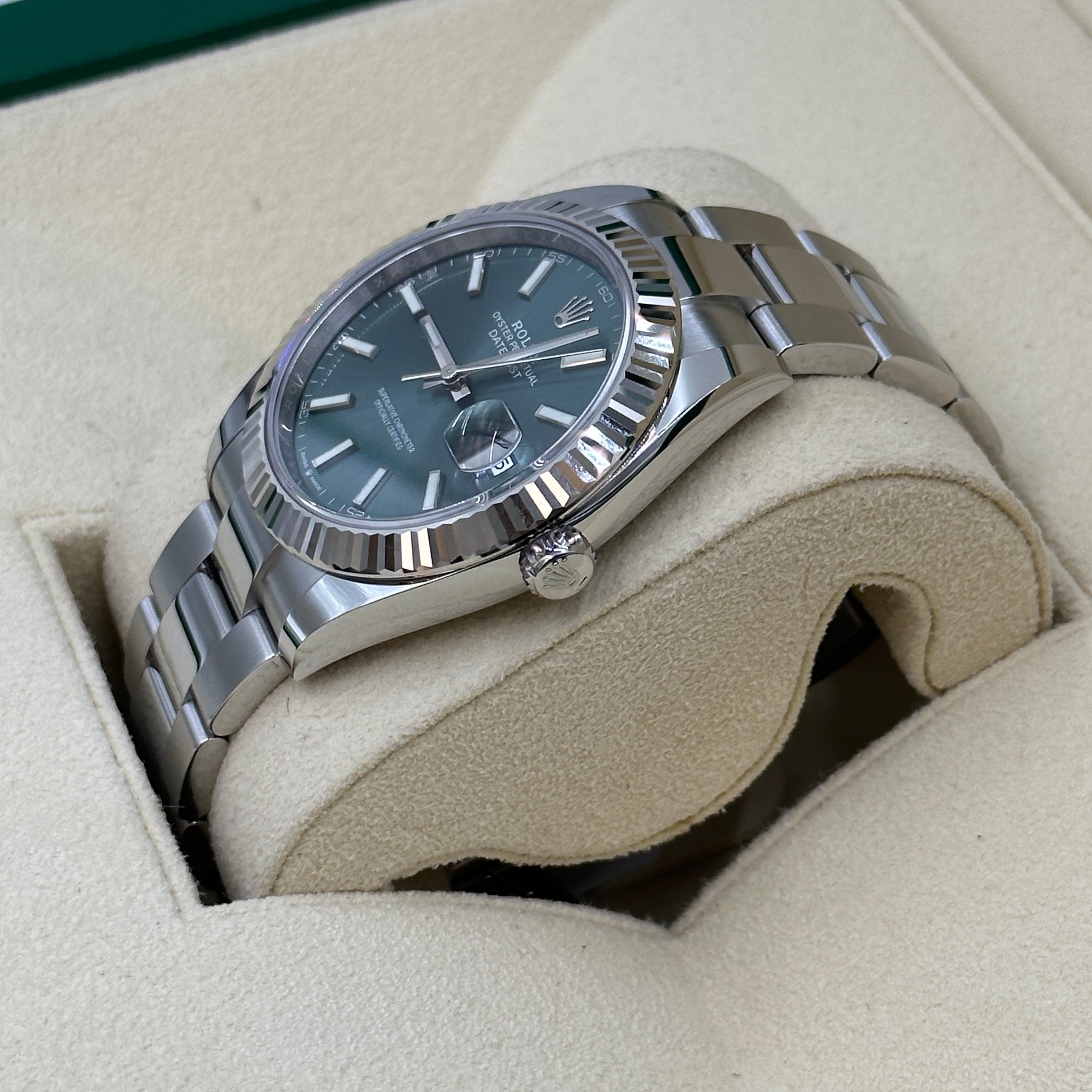 Rolex Datejust 41 126334 Mint Green Index Oyster 2025