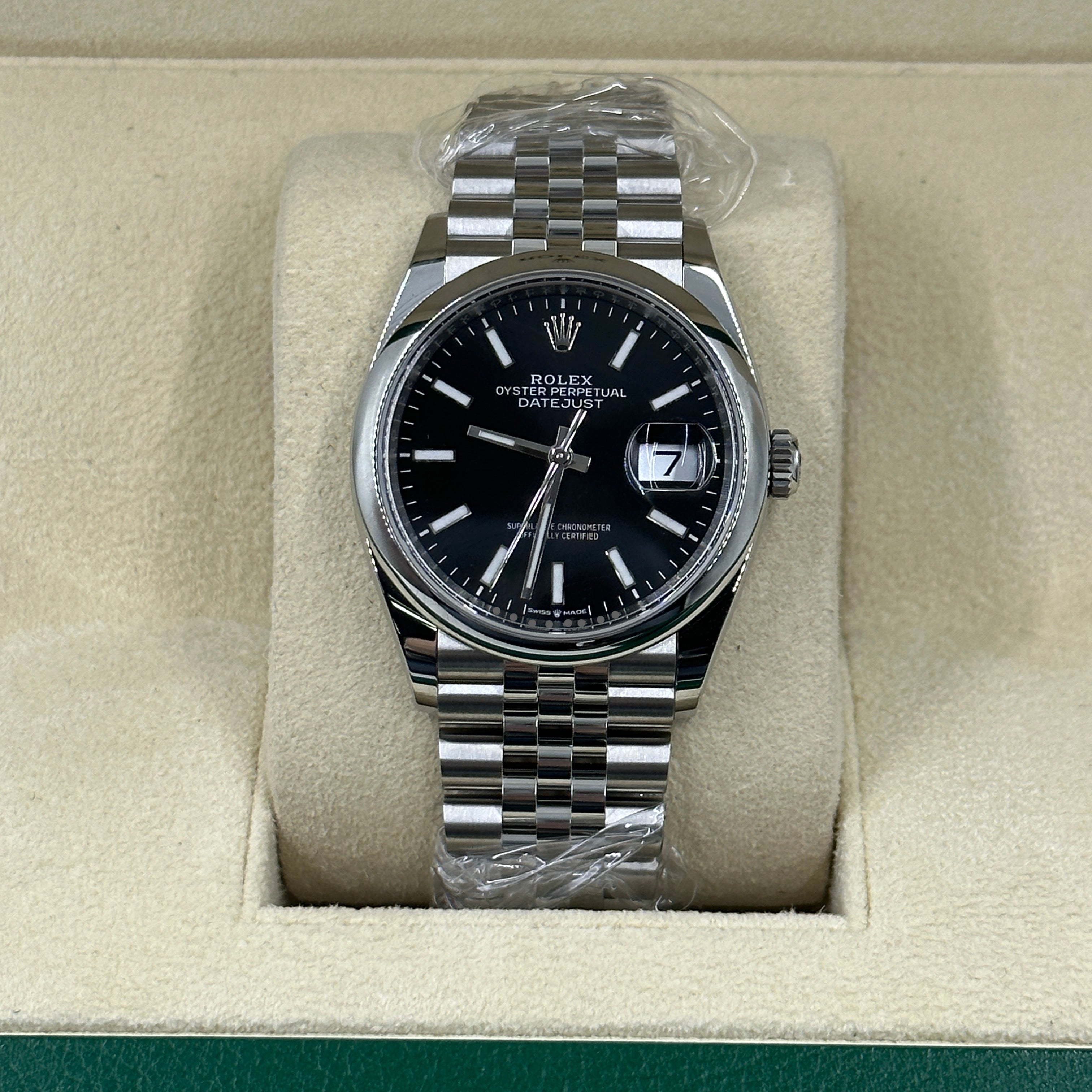 Rolex Datejust 36 126200 Black Index Jubilee 2025