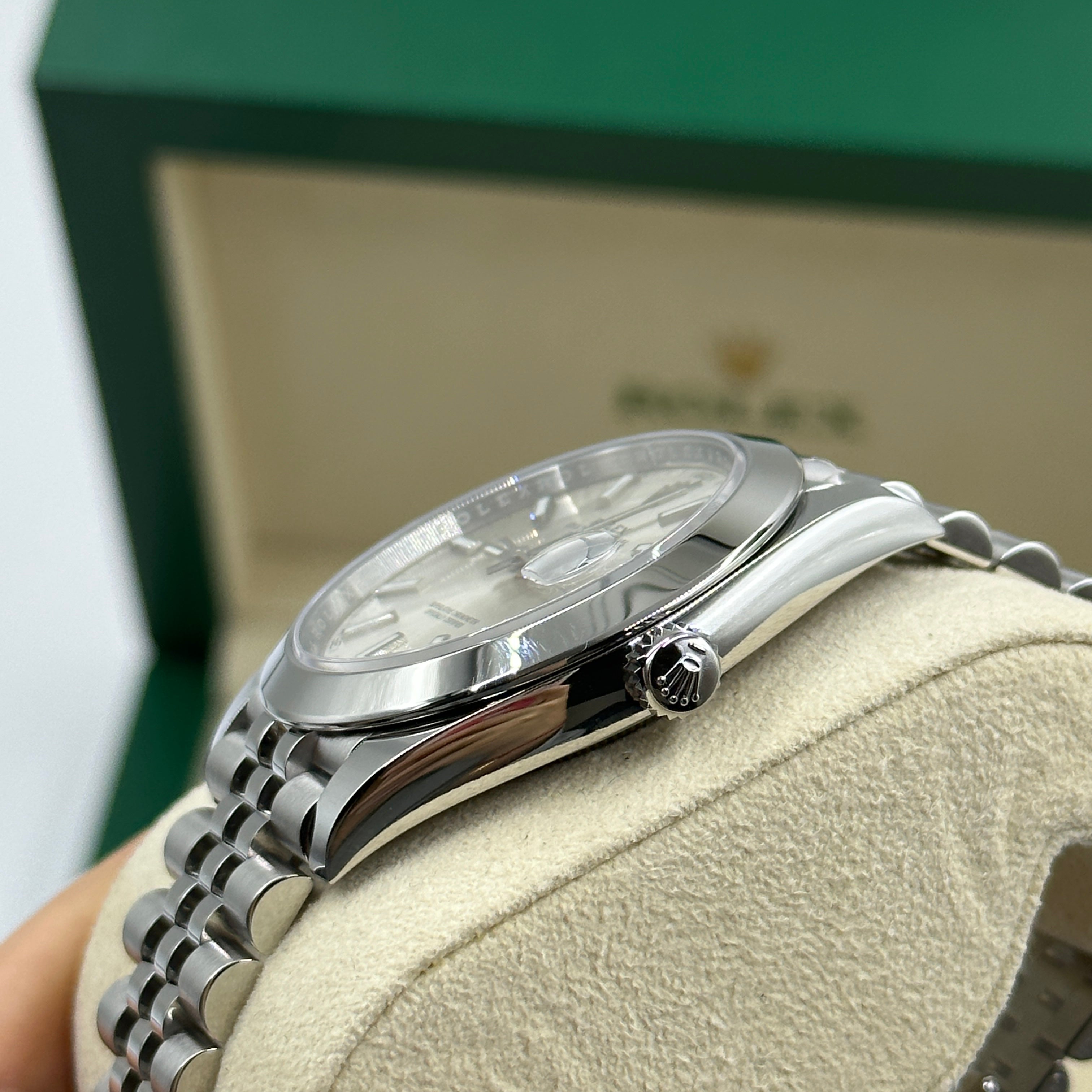 Rolex Datejust 36 126200 Silver Index Dial Jubilee