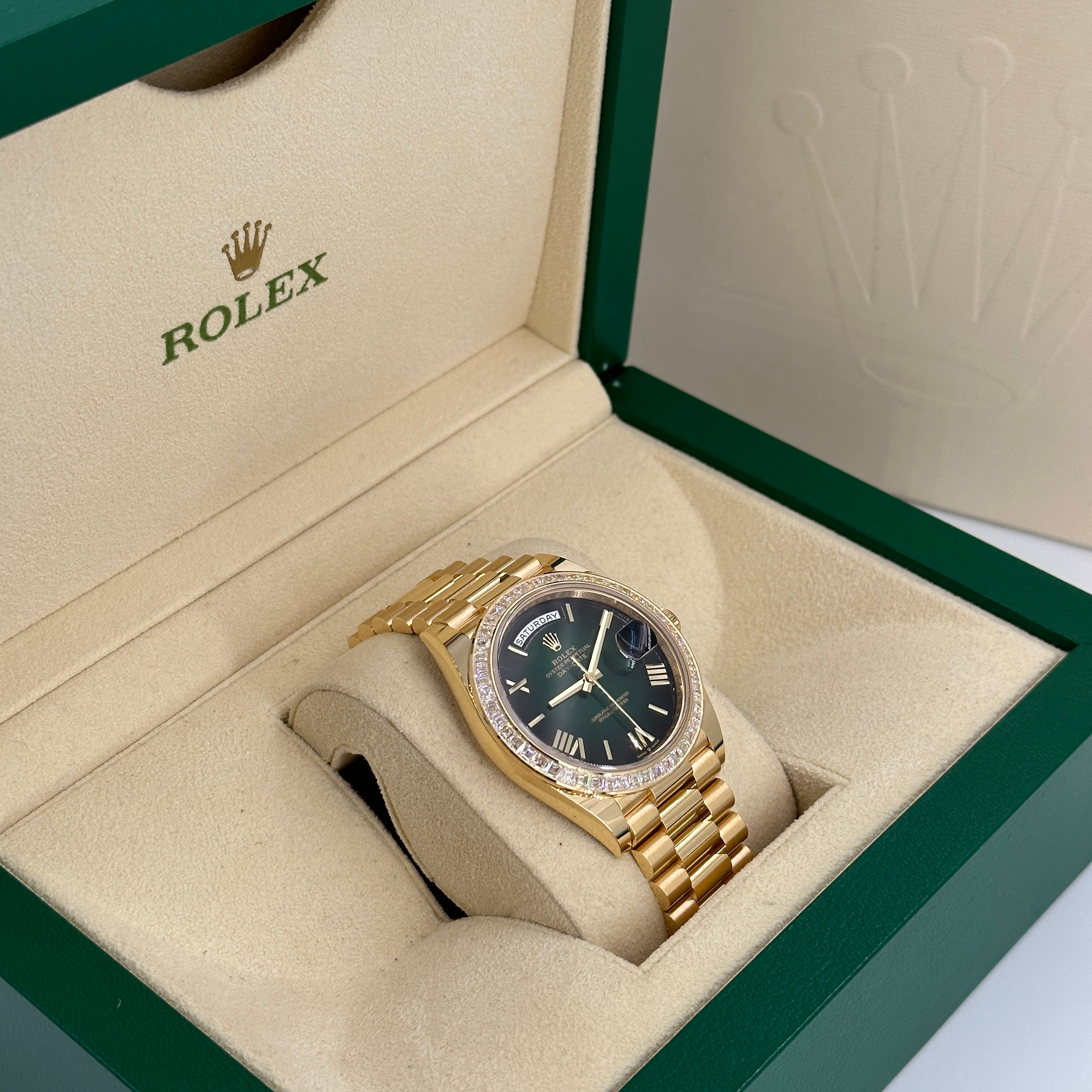 Rolex Day-Date 40 228398TBR GREEN ROMAN OMBRE