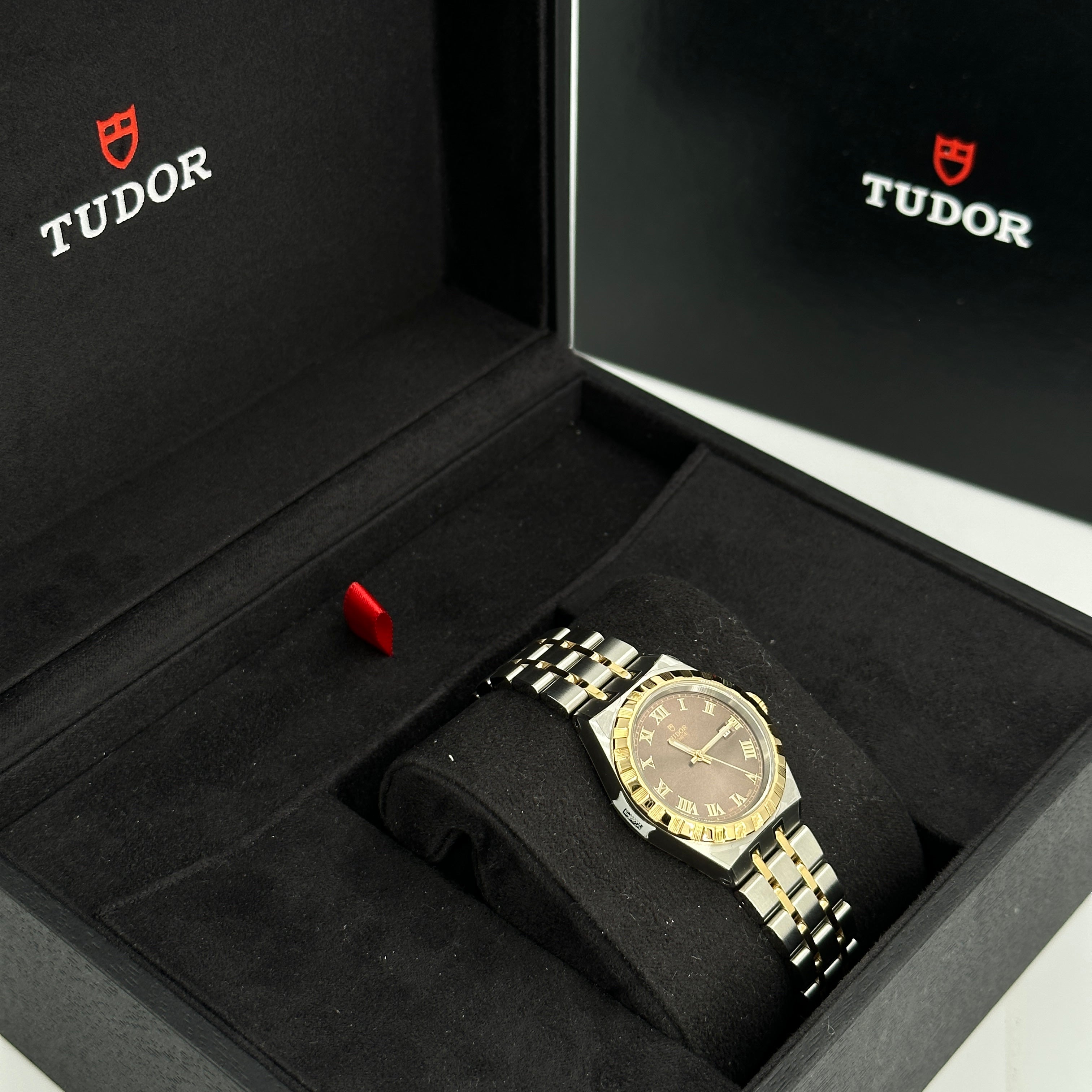 Tudor Royal 28mm 28303-0008 Chocolate Roman 2024
