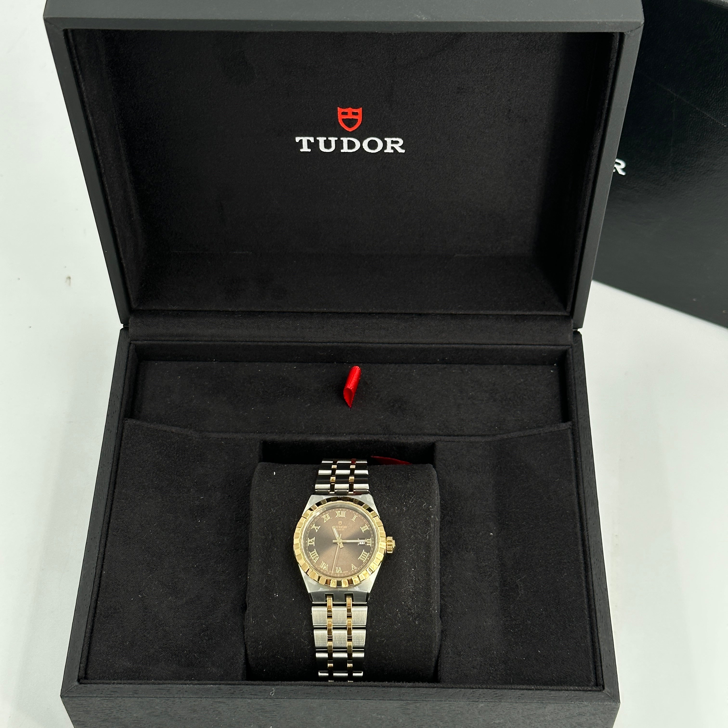Tudor Royal 28mm 28303-0008 Chocolate Roman 2024