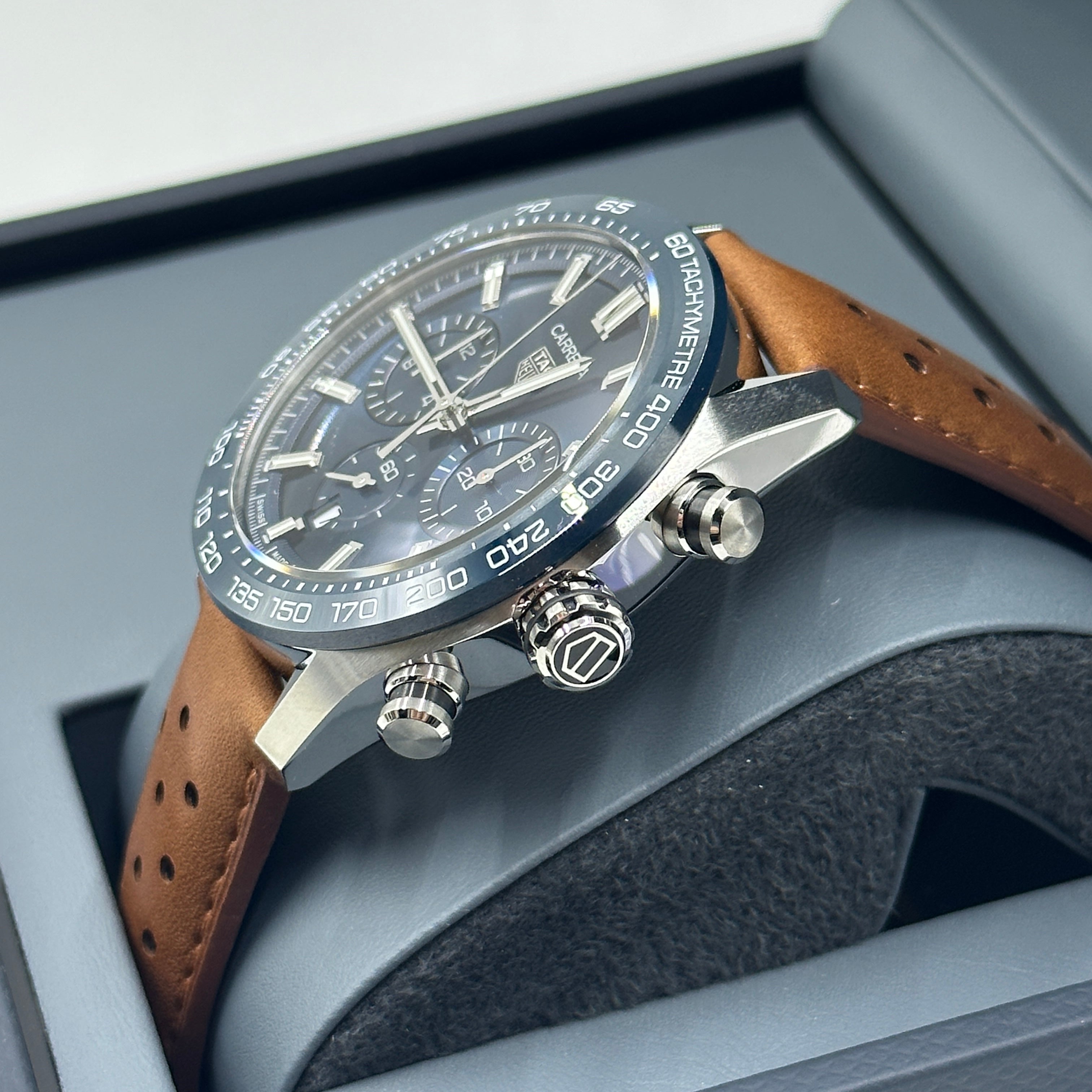 TAG Heuer Carrera Chronograph CBN2A1A.FC6537