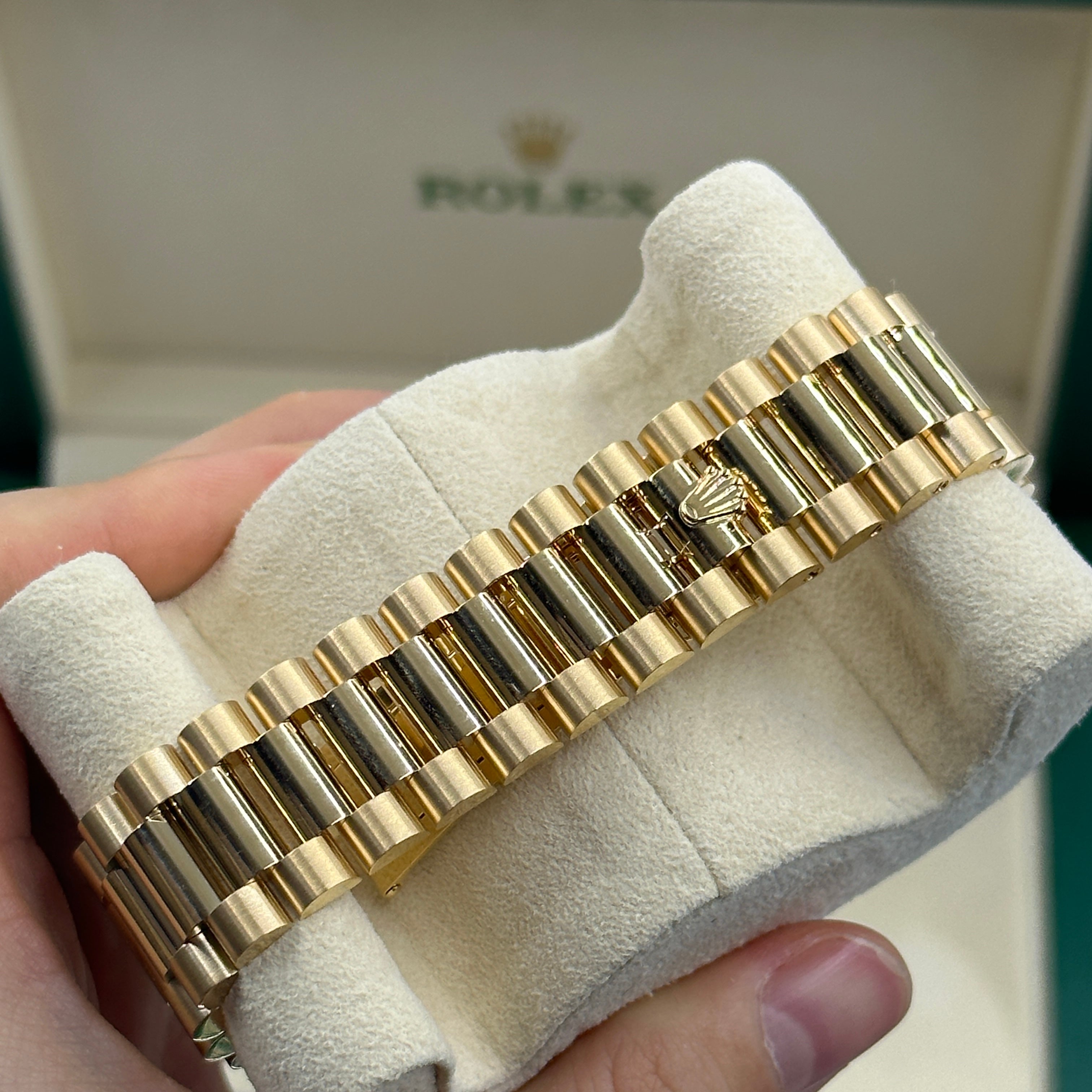 Rolex Day-Date 40 40mm 228238 Silver Index 2023