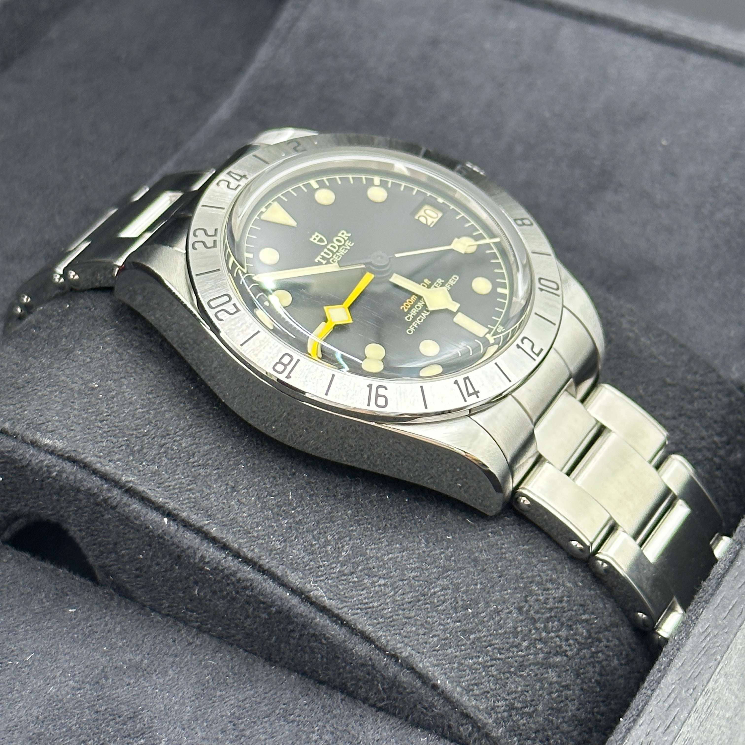 Tudor Black Bay Pro - m79470-0001