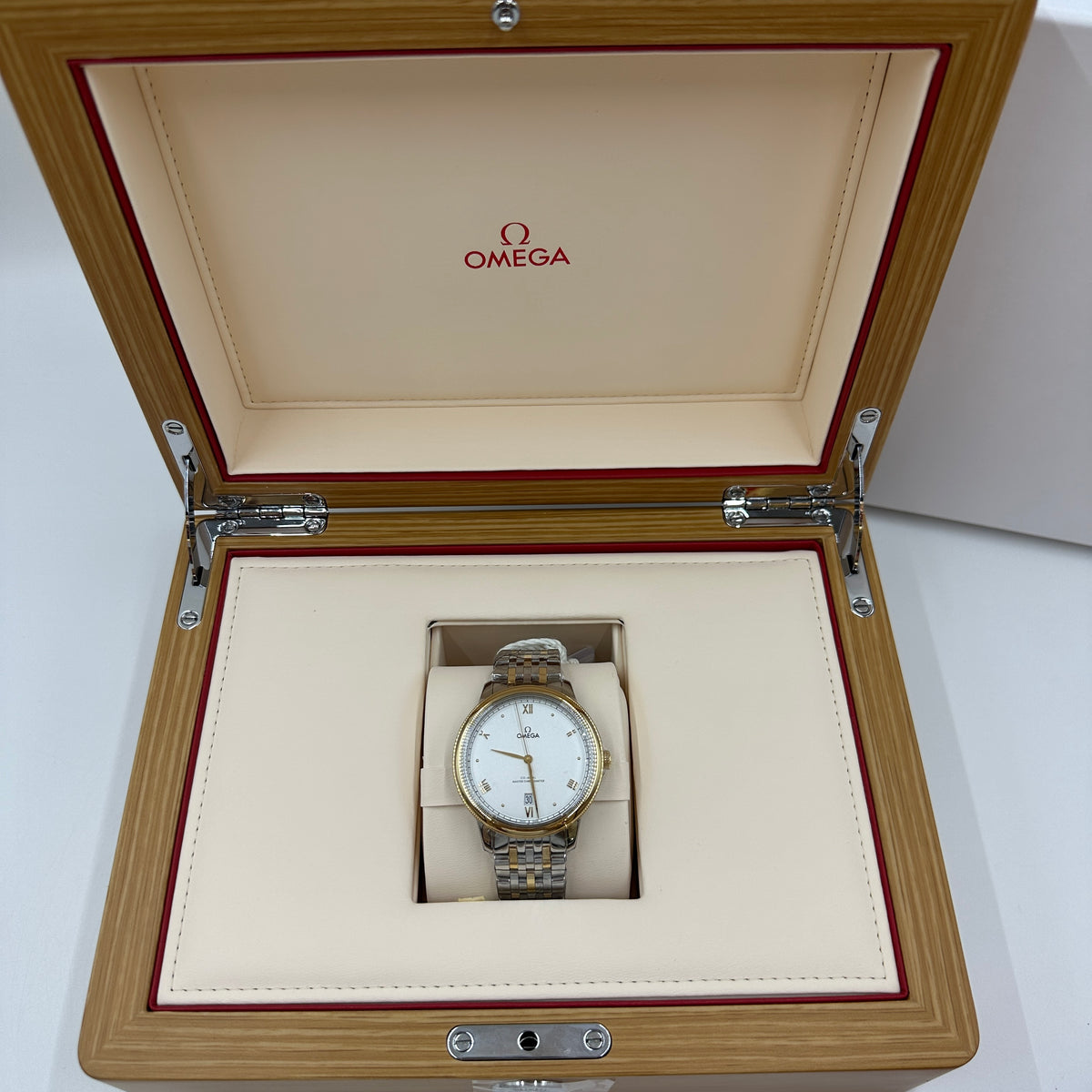 Omega Co‑axial Master Chronometer 40 Mm Ville Prestige 434.20.40.20.02.002 2026