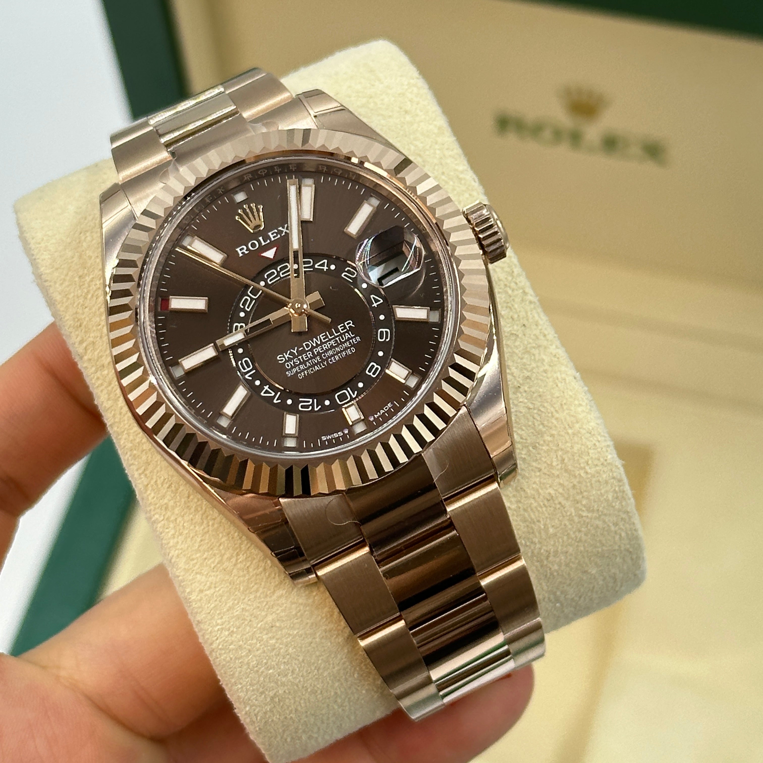 Rolex Sky-Dweller Everose 336935 Chocolate Oyster