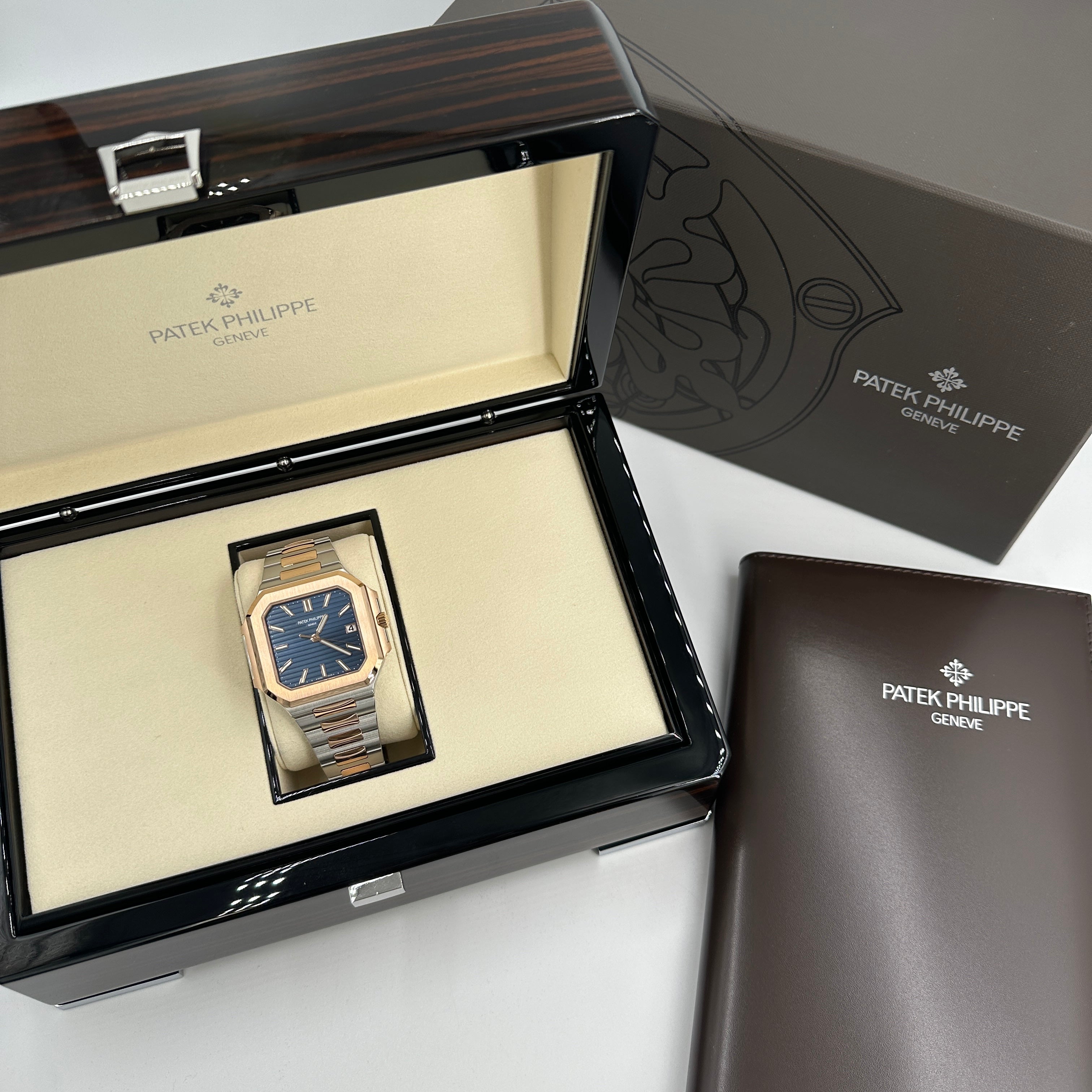 Patek Philippe Cubitus  5821/1AR-001