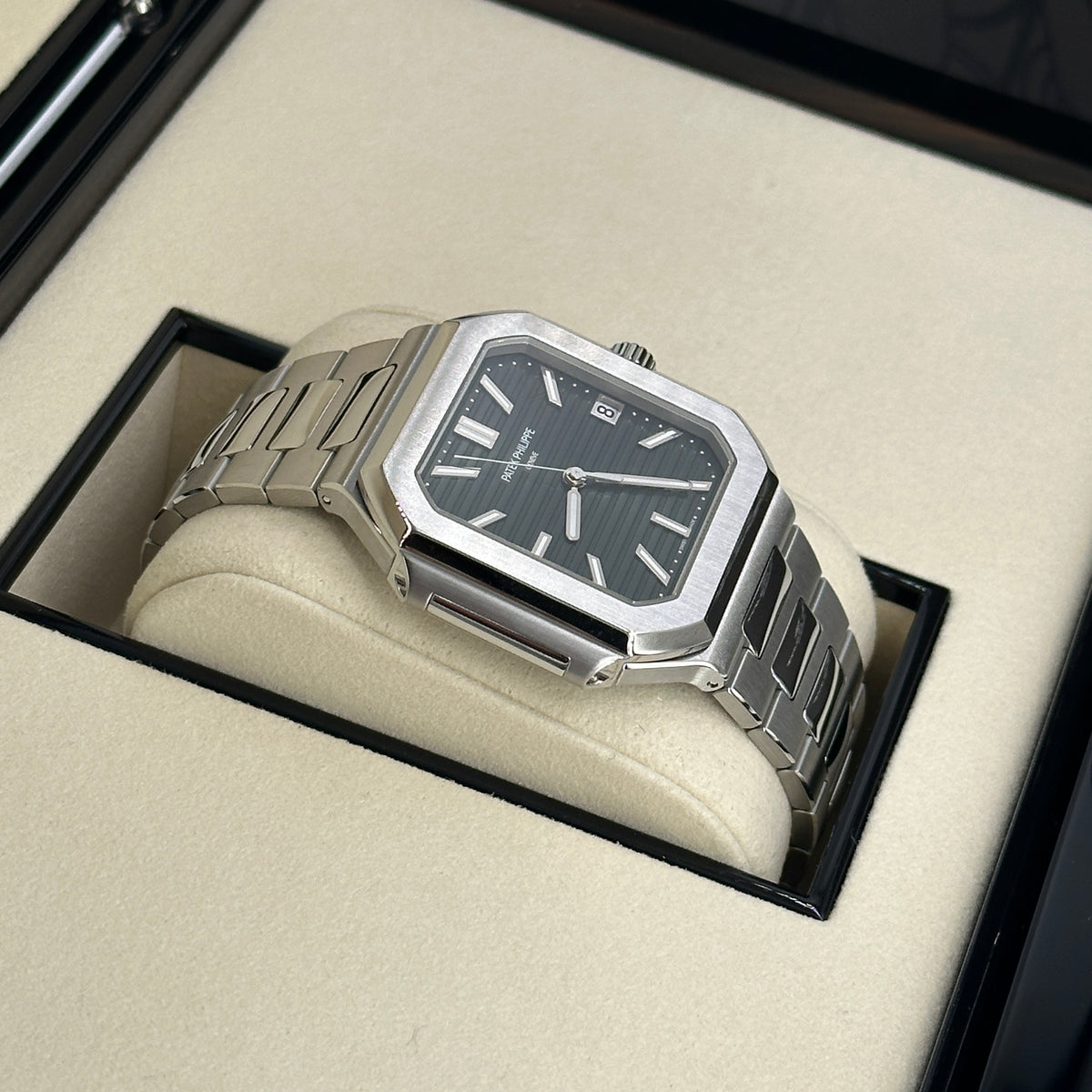Patek Philippe Cubitus 5821/1A-001 2026