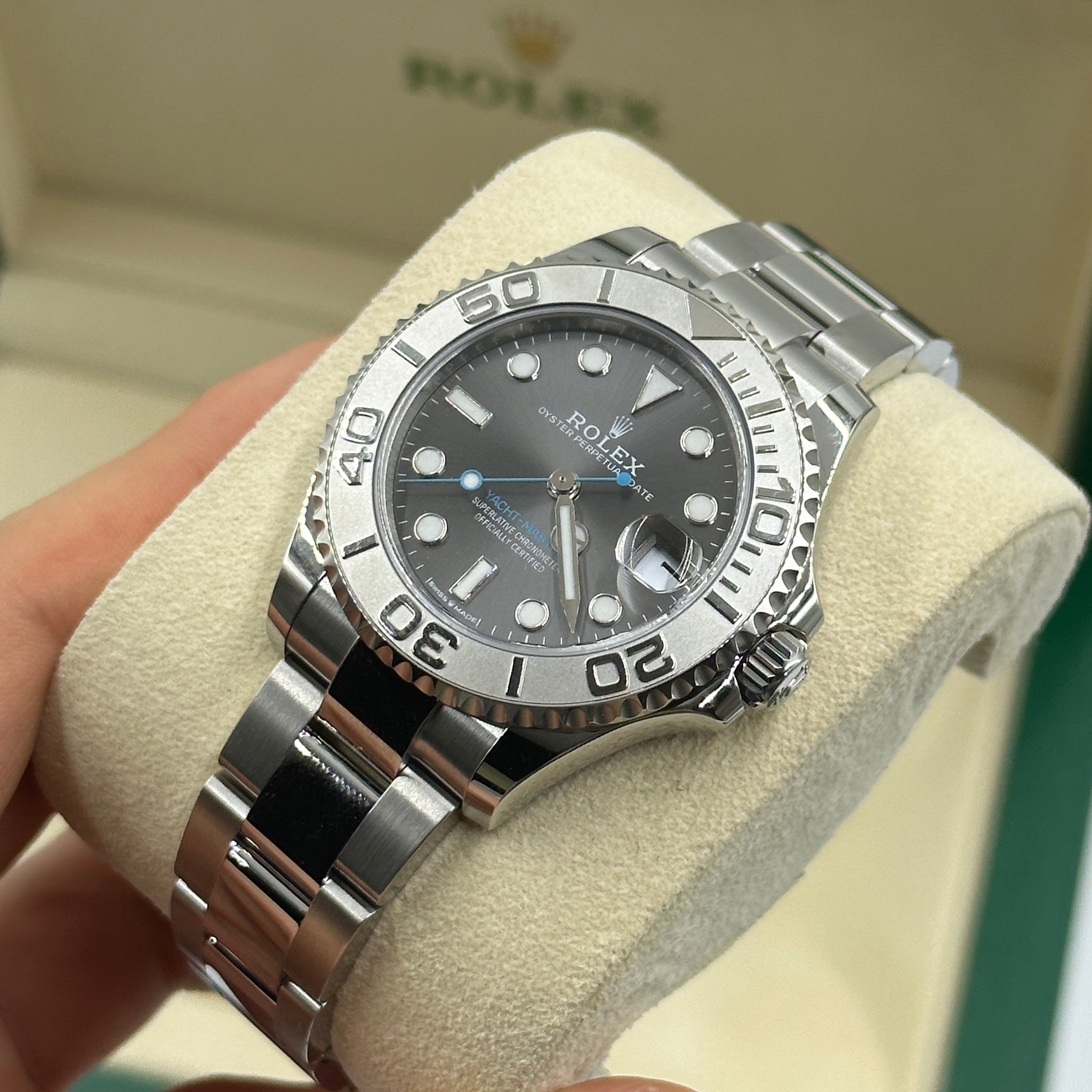 ROLEX Yacht-Master 37 268622 GREY
