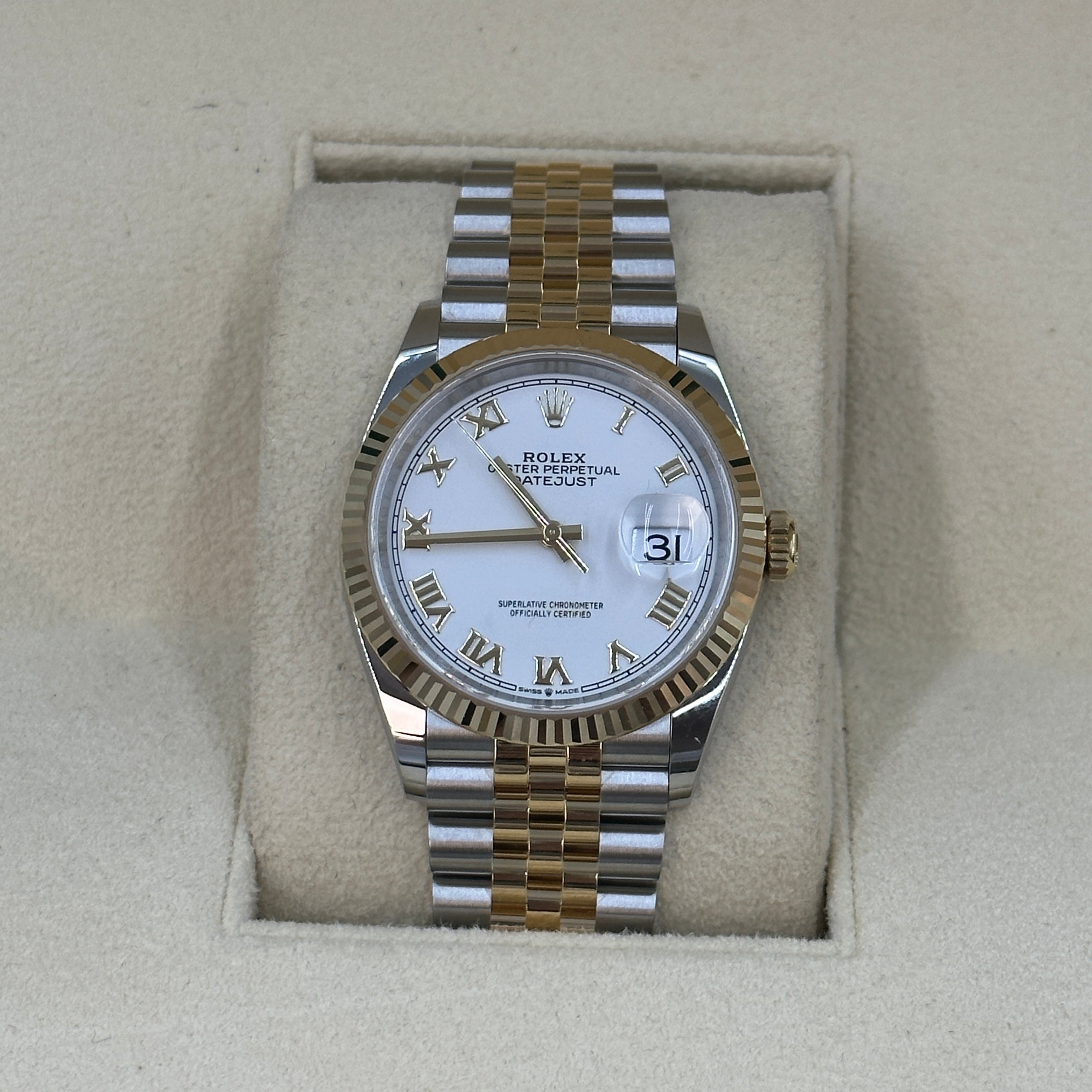 ROLEX Datejust 36 126233 WHITE ROMAN JUB