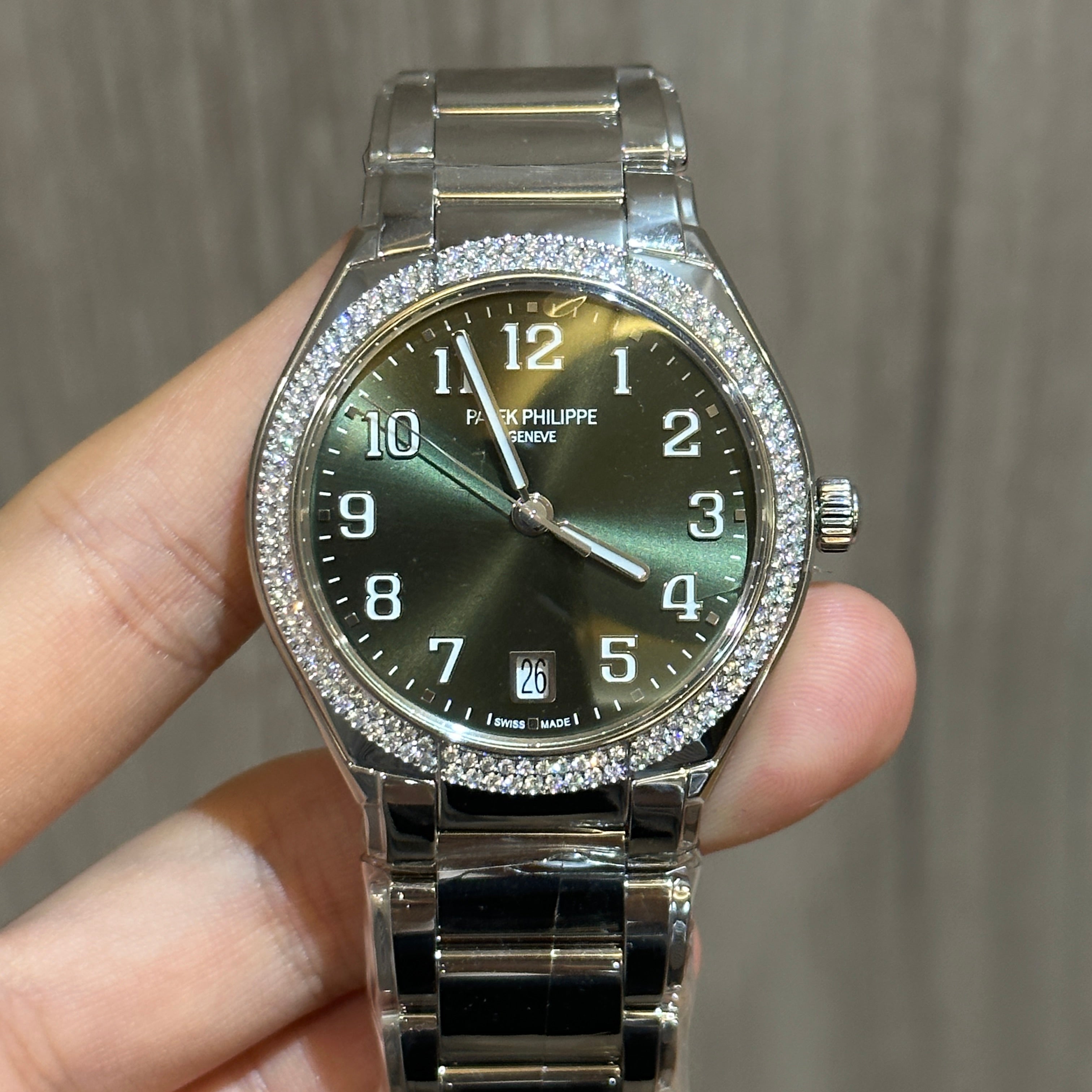 Patek Philippe 7300/1200A-011 2026