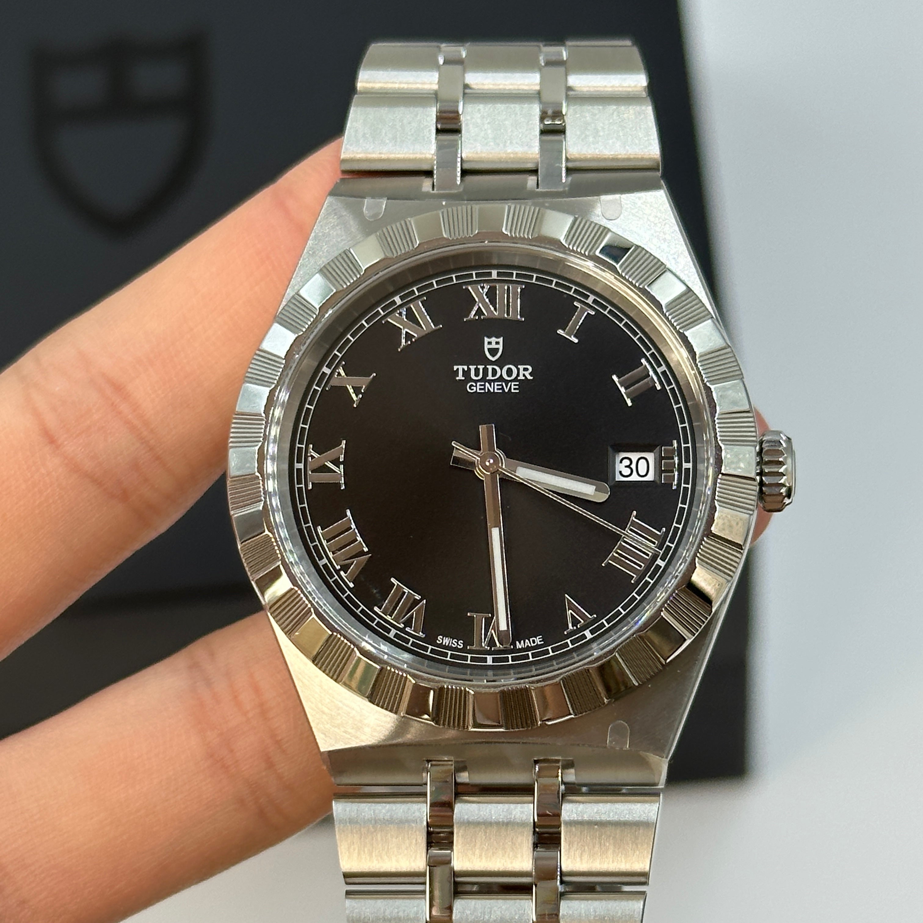 Tudor Royal M28500-0003 Black Roman 38MM