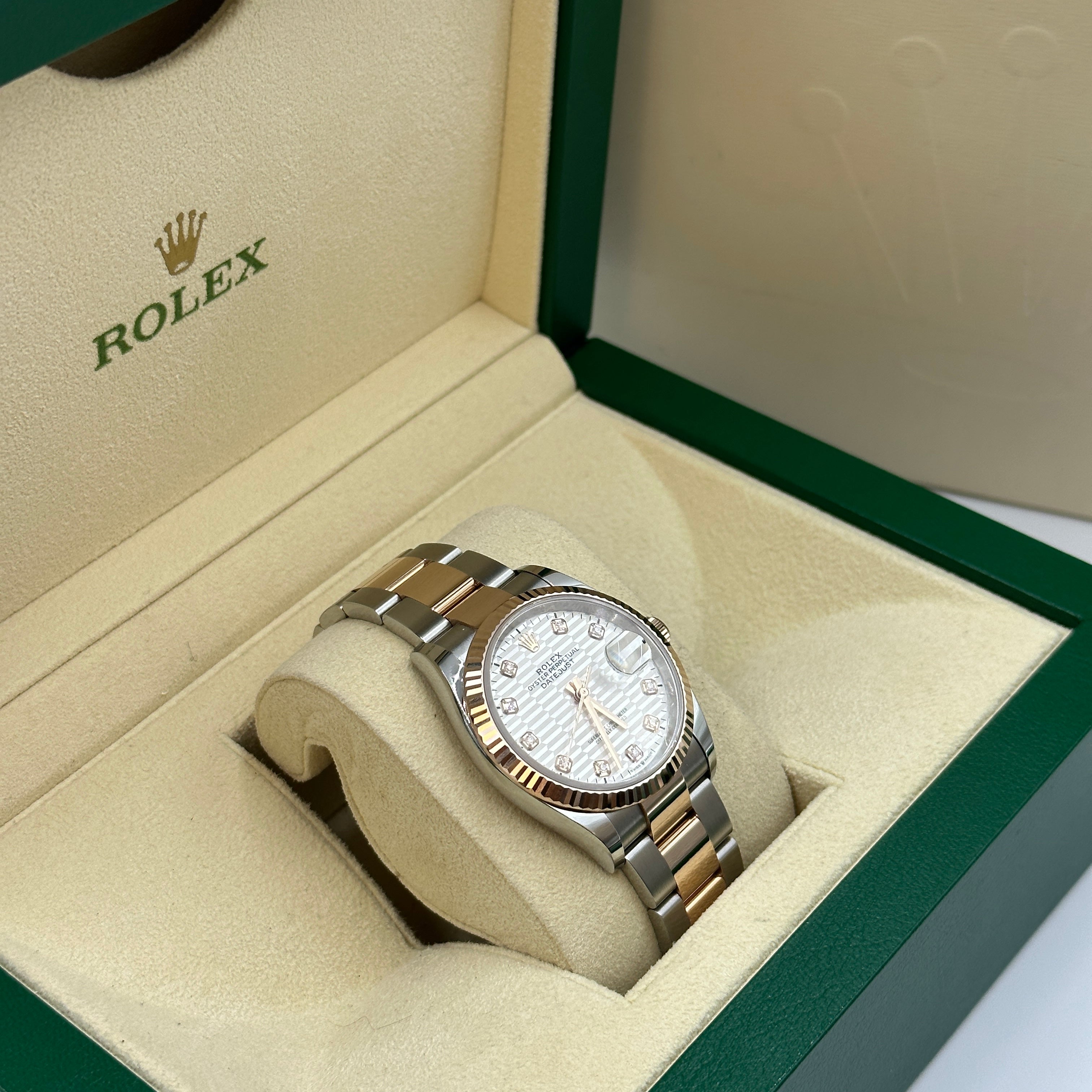 Rolex Datejust 36 126231G Silver Fluted Oyster 2024