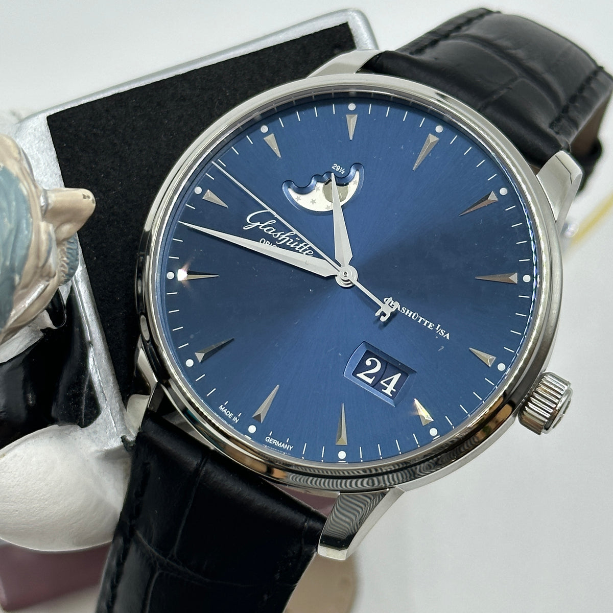 Glashütte Original Senator Excellence Panorama Date Moon 1-36-04-04-02-30 2026