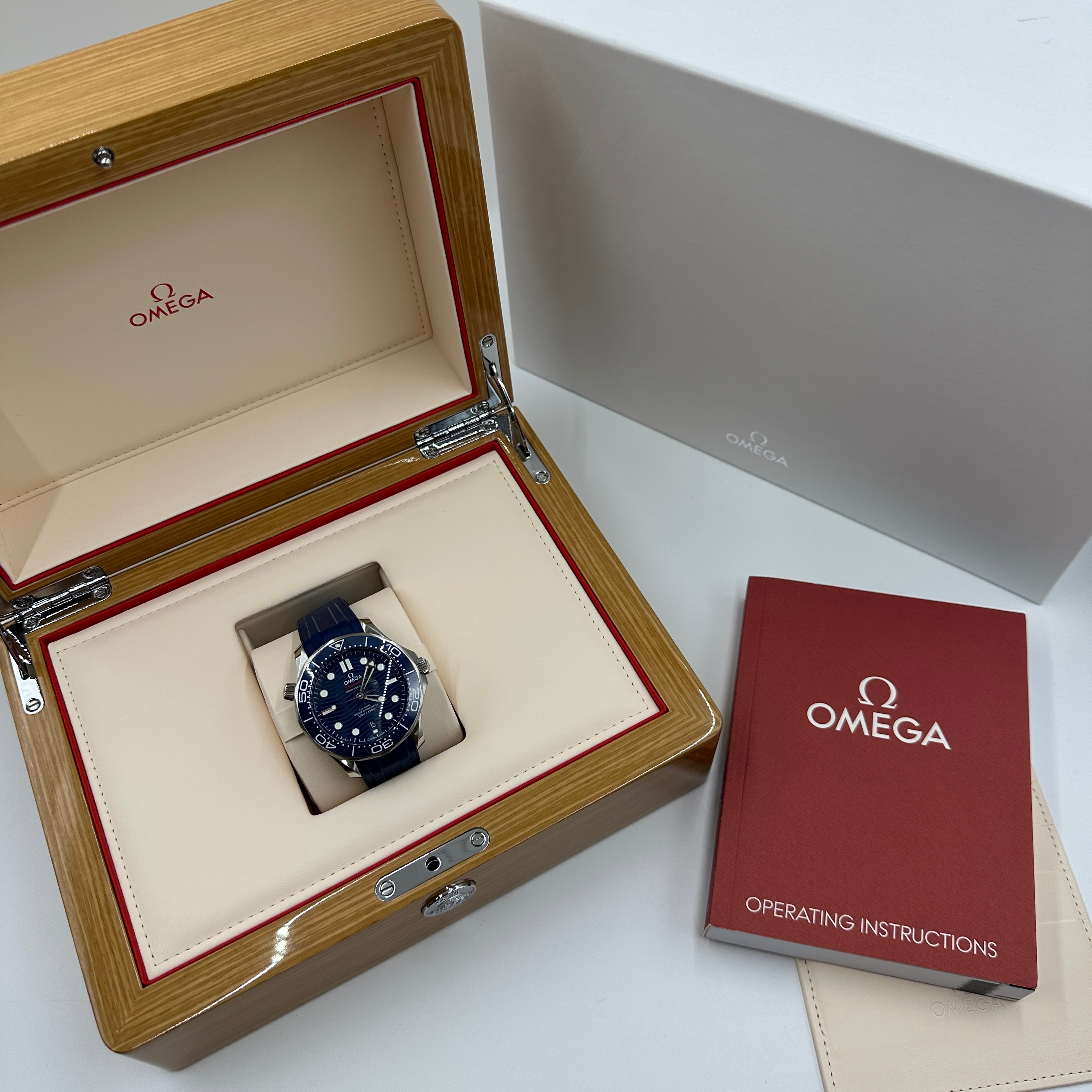 Omega Seamaster Diver 300 M 210.32.42.20.03.001