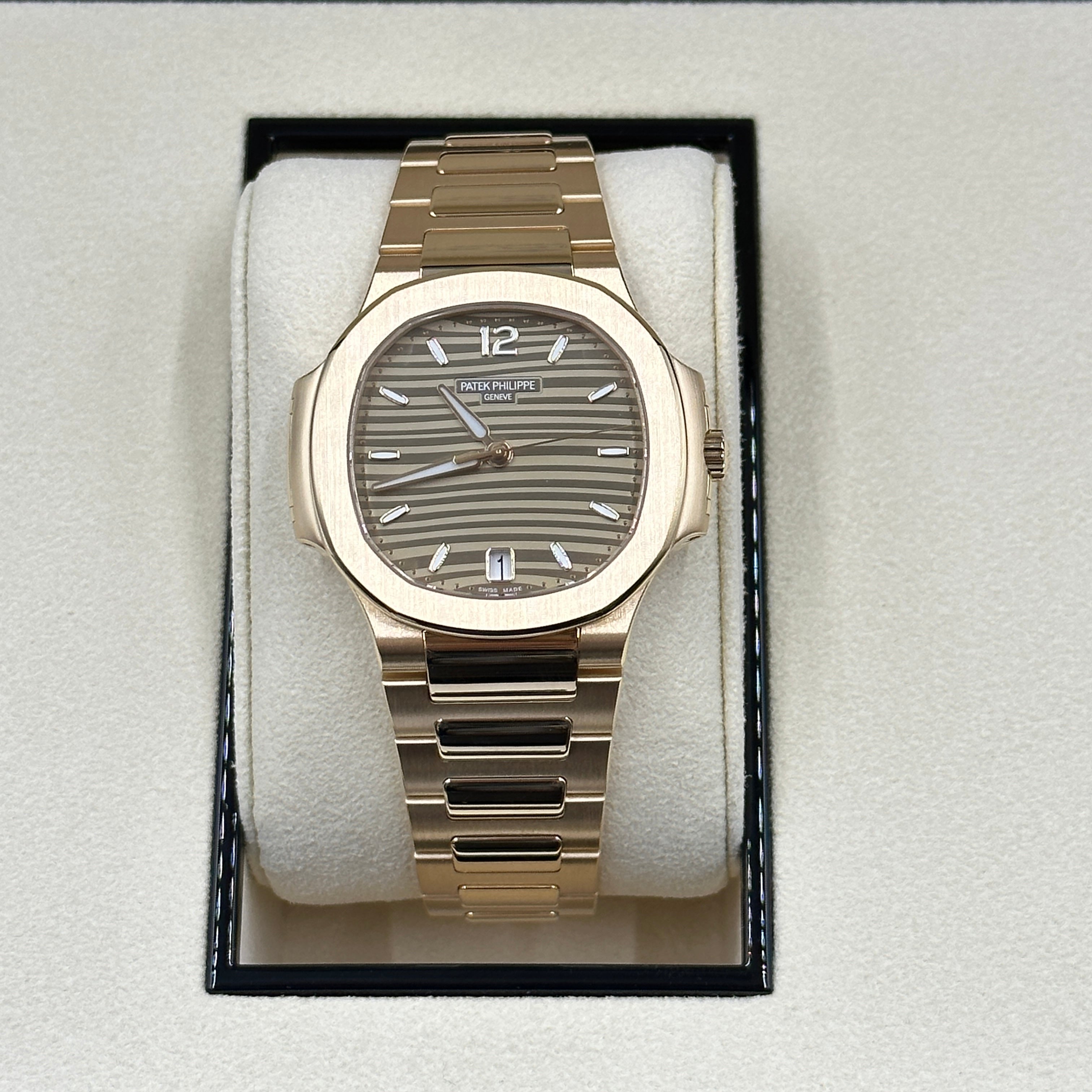 Patek Philippe Nautilus 7118/1R-010