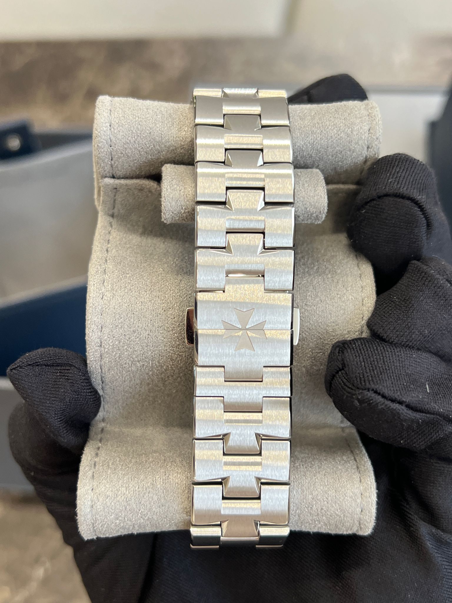 Vacheron Constantin Overseas 4520V/210A-B128 2026