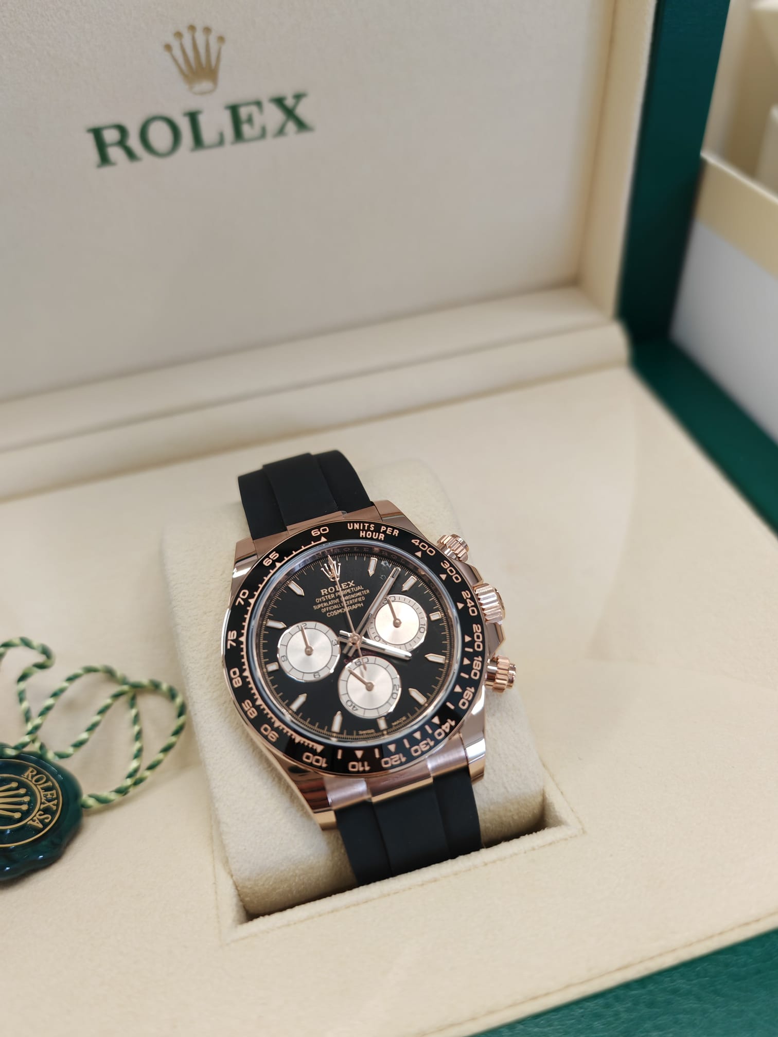 Rolex Cosmograph Daytona 126515 Bright black and Sundust 2023