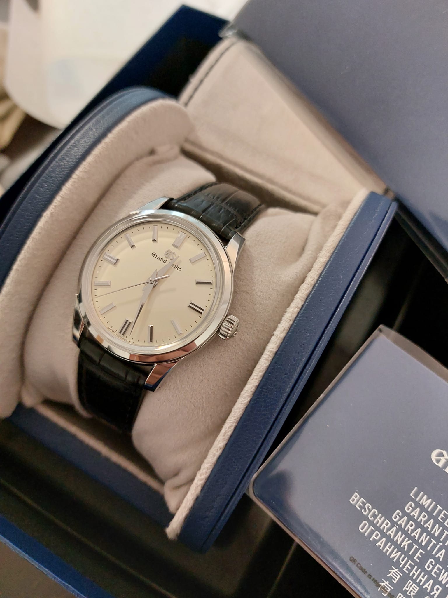 Grand Seiko Elegance SBGW301G 2026