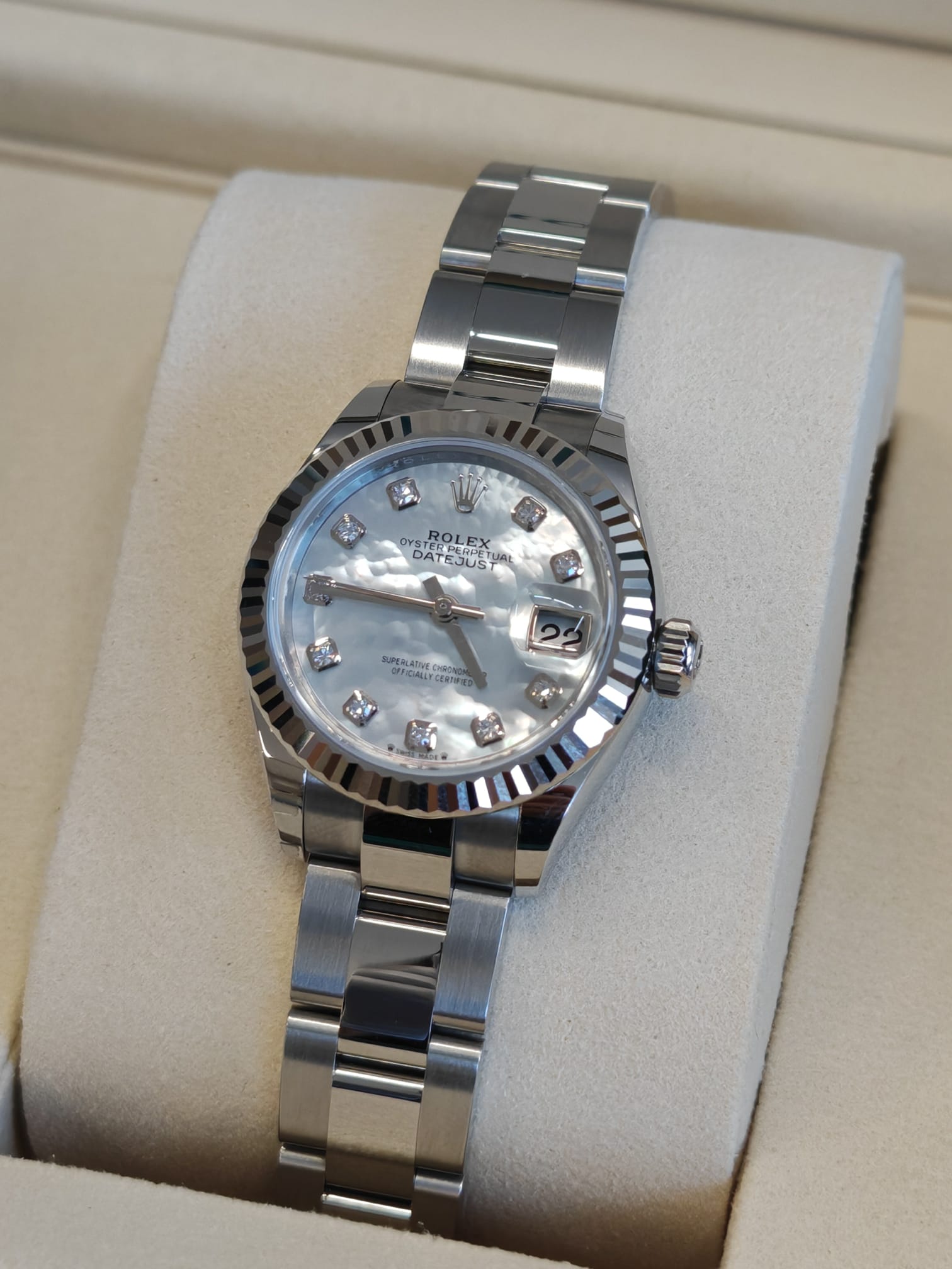 Rolex Lady-Datejust 279174Ng White Oyster 2025