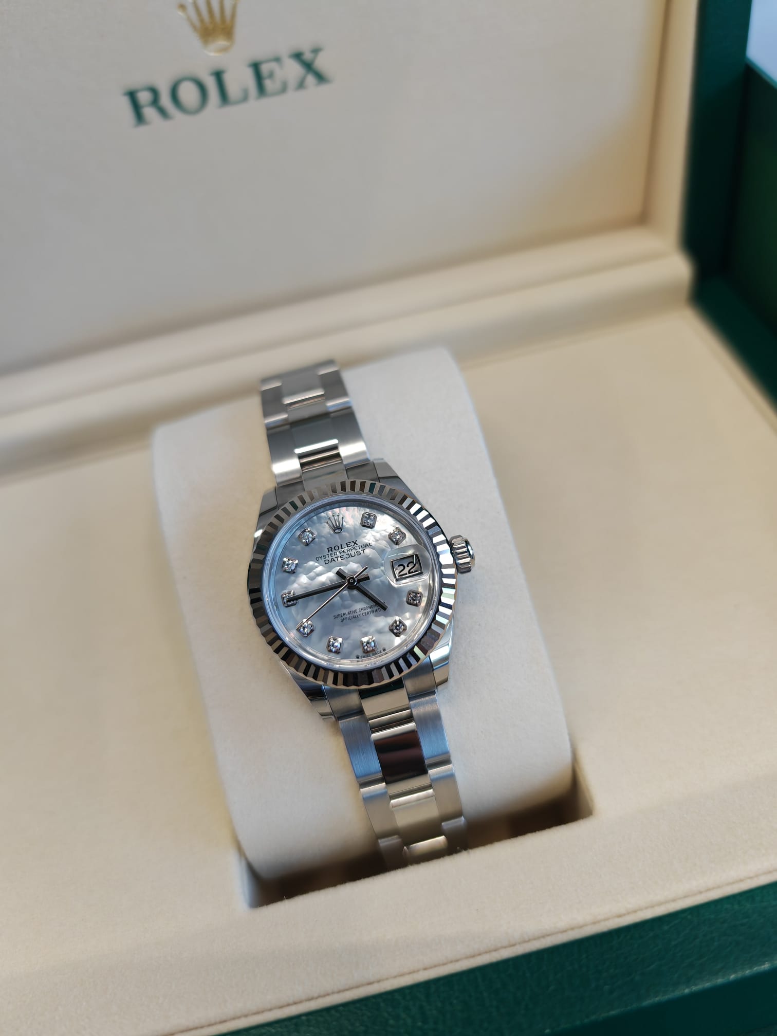 Rolex Lady-Datejust 279174Ng White Oyster 2025