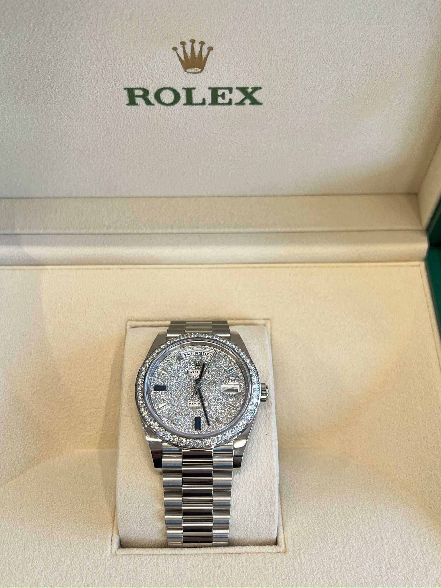 Rolex Day-Date 40 228349RBR PAVE