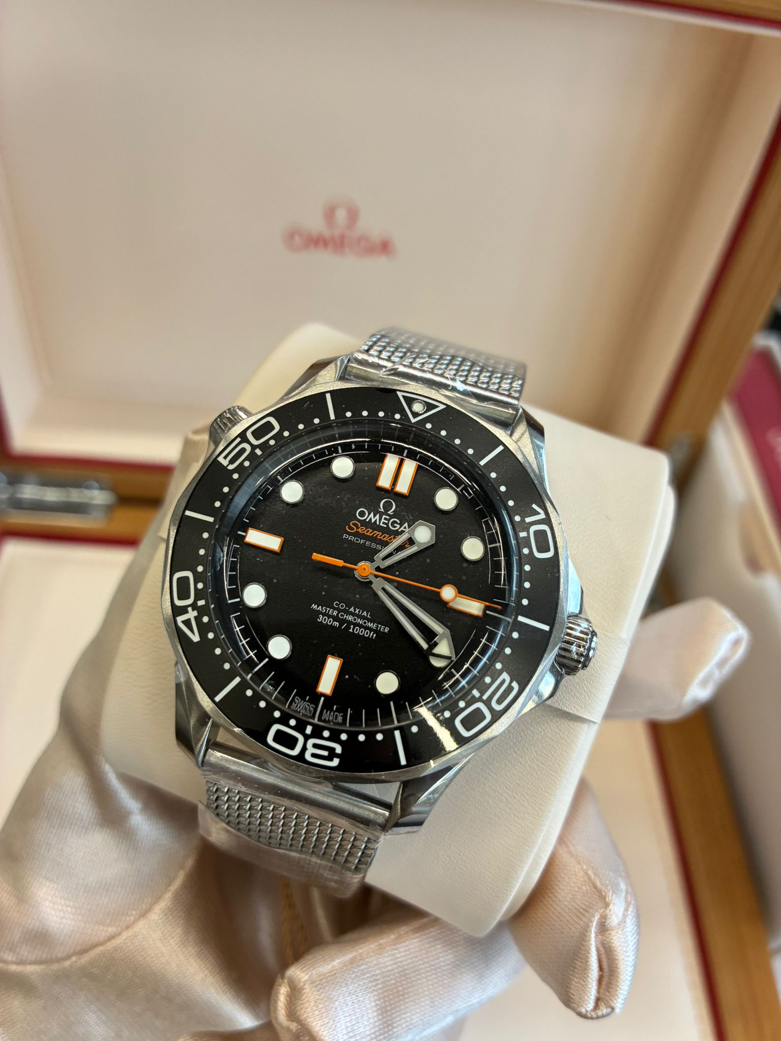 Omega Seamaster 300M 210.30.42.20.01.018