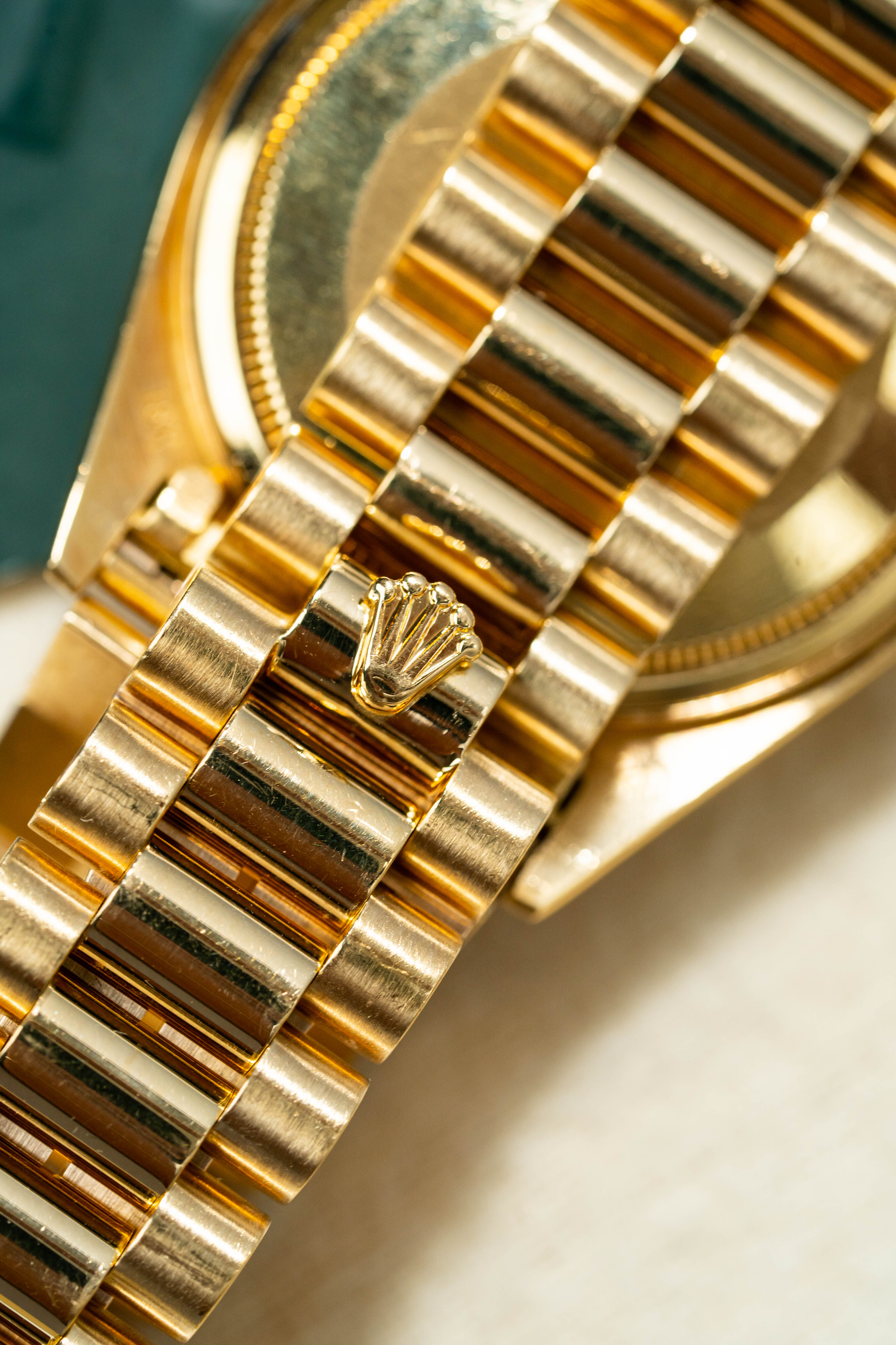 Rolex Day-Date 36 18038 Champagne Naked