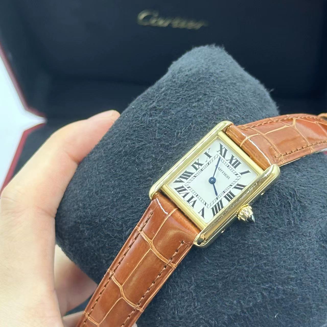 Cartier Tank Louis W1529856 2026