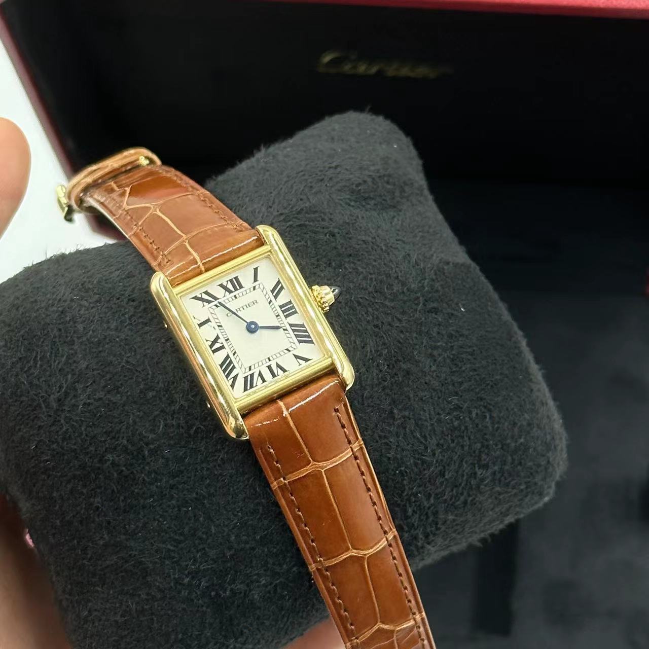 Cartier Tank Louis W1529856 2026