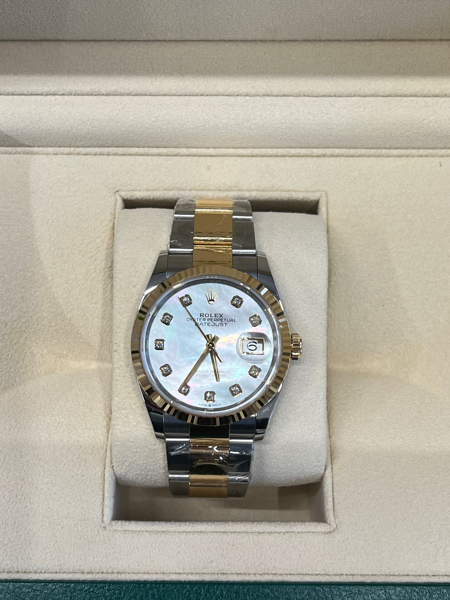 Rolex Datejust 36 126233Ng White Oyster 2025