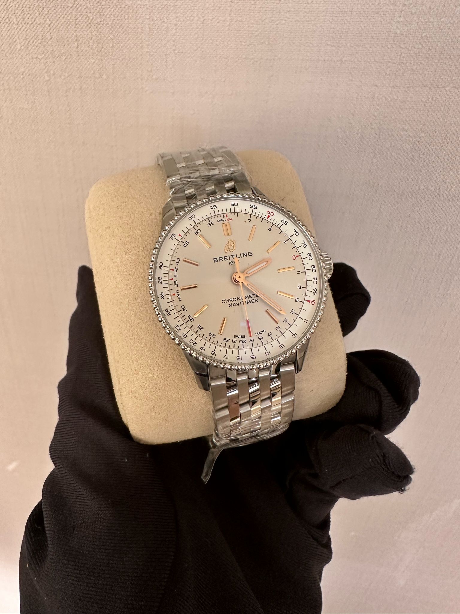 Breitling Navitimer A17327211G1A1