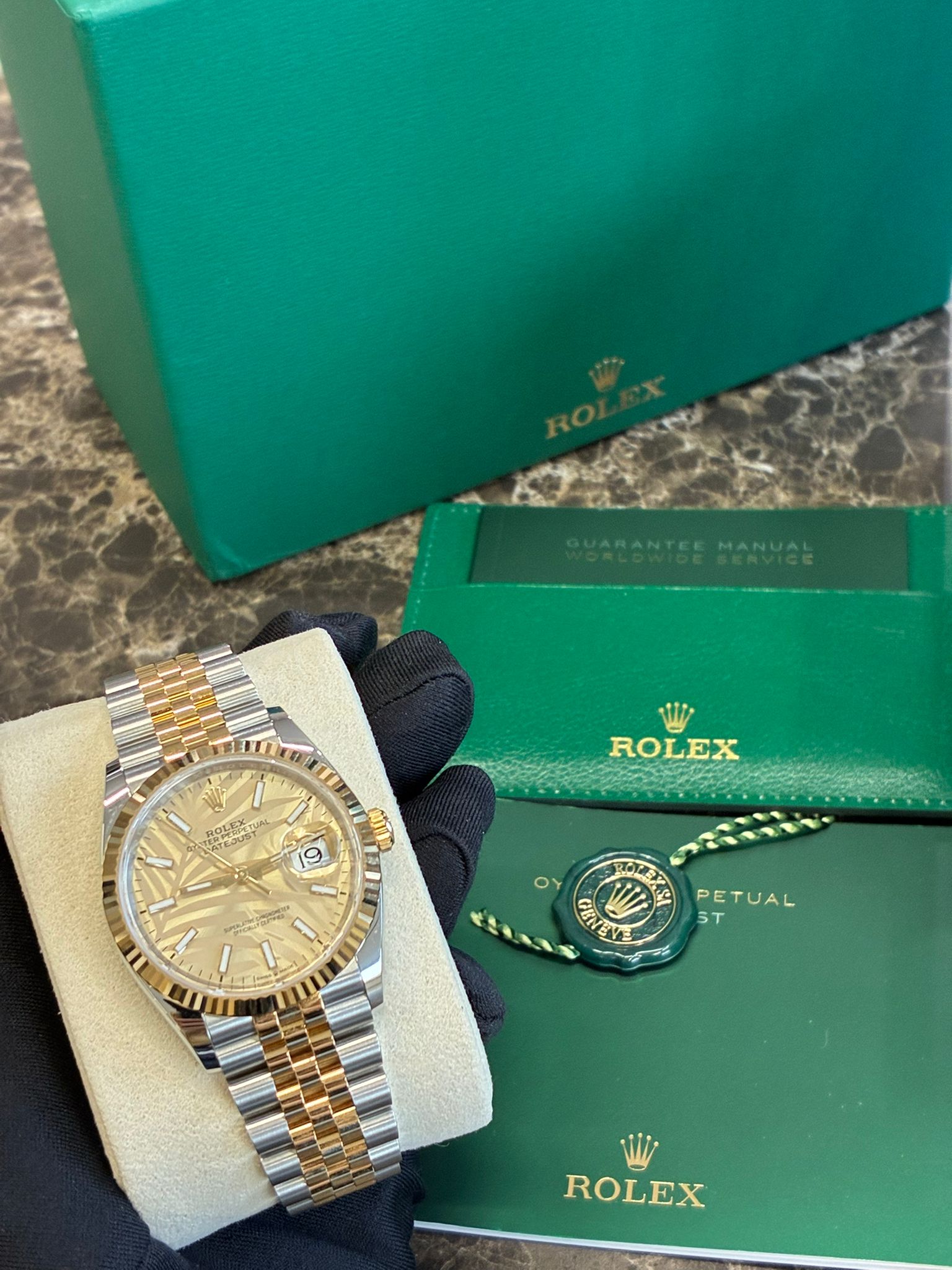 Rolex Datejust 36 126233 Champ Palm Jubilee 2024