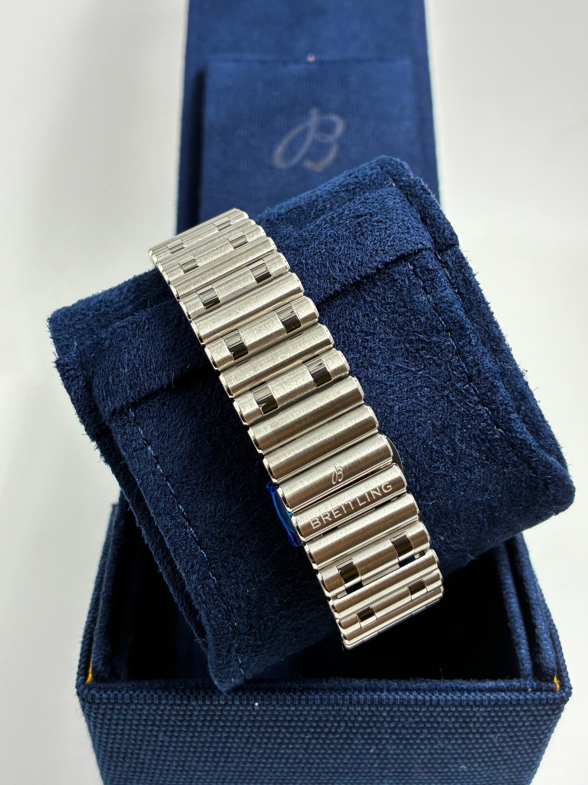 Breitling Chronomat GMT A32398101L1A1