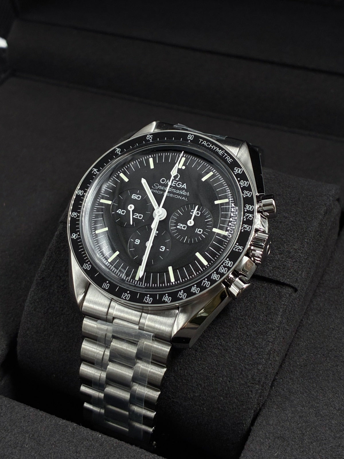 Omega Speedmaster Moonwatch 310.30.42.50.01.001 Black 2026